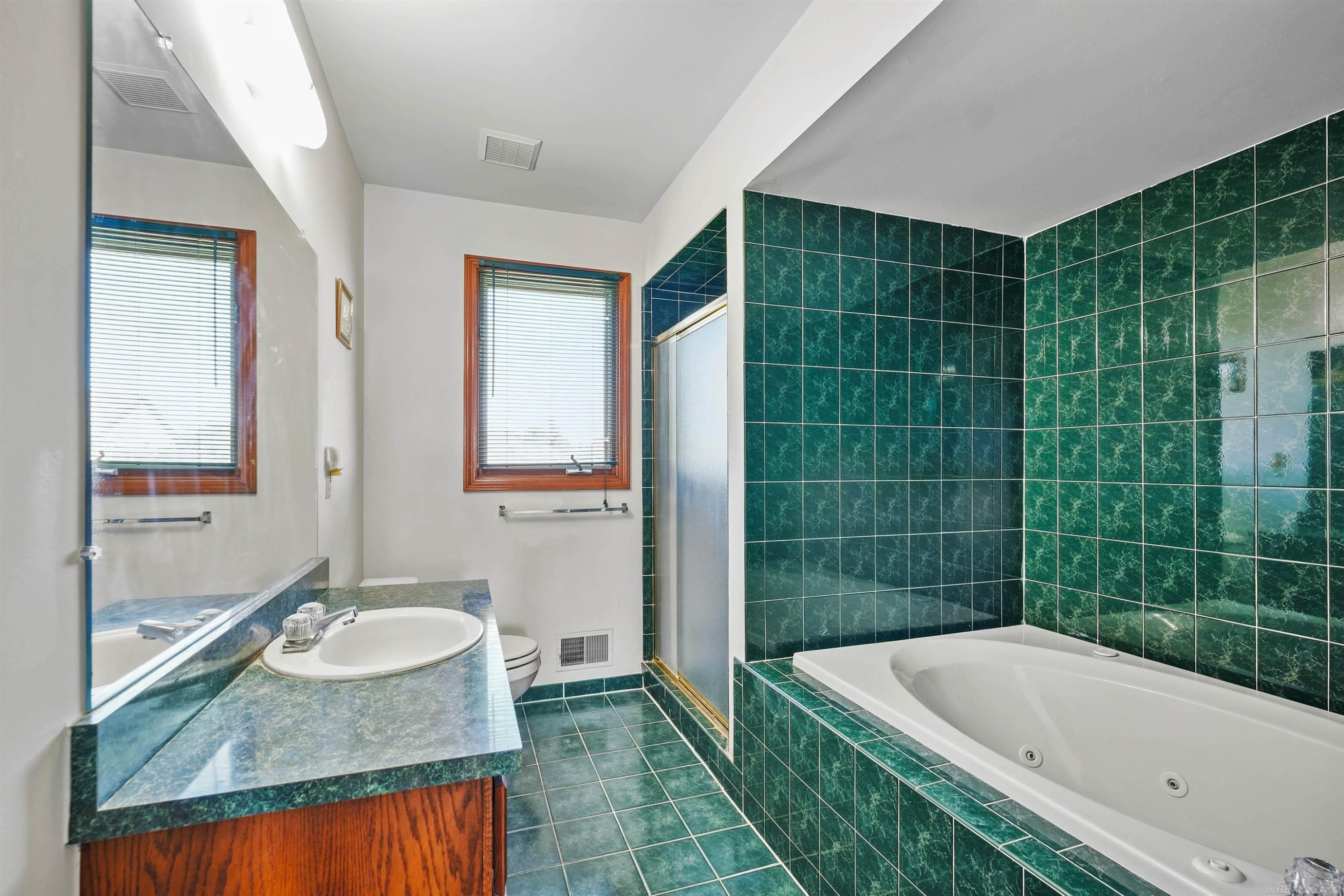 46325 Glen Eagle Drive, Utica, MI 48315 — Photo 28