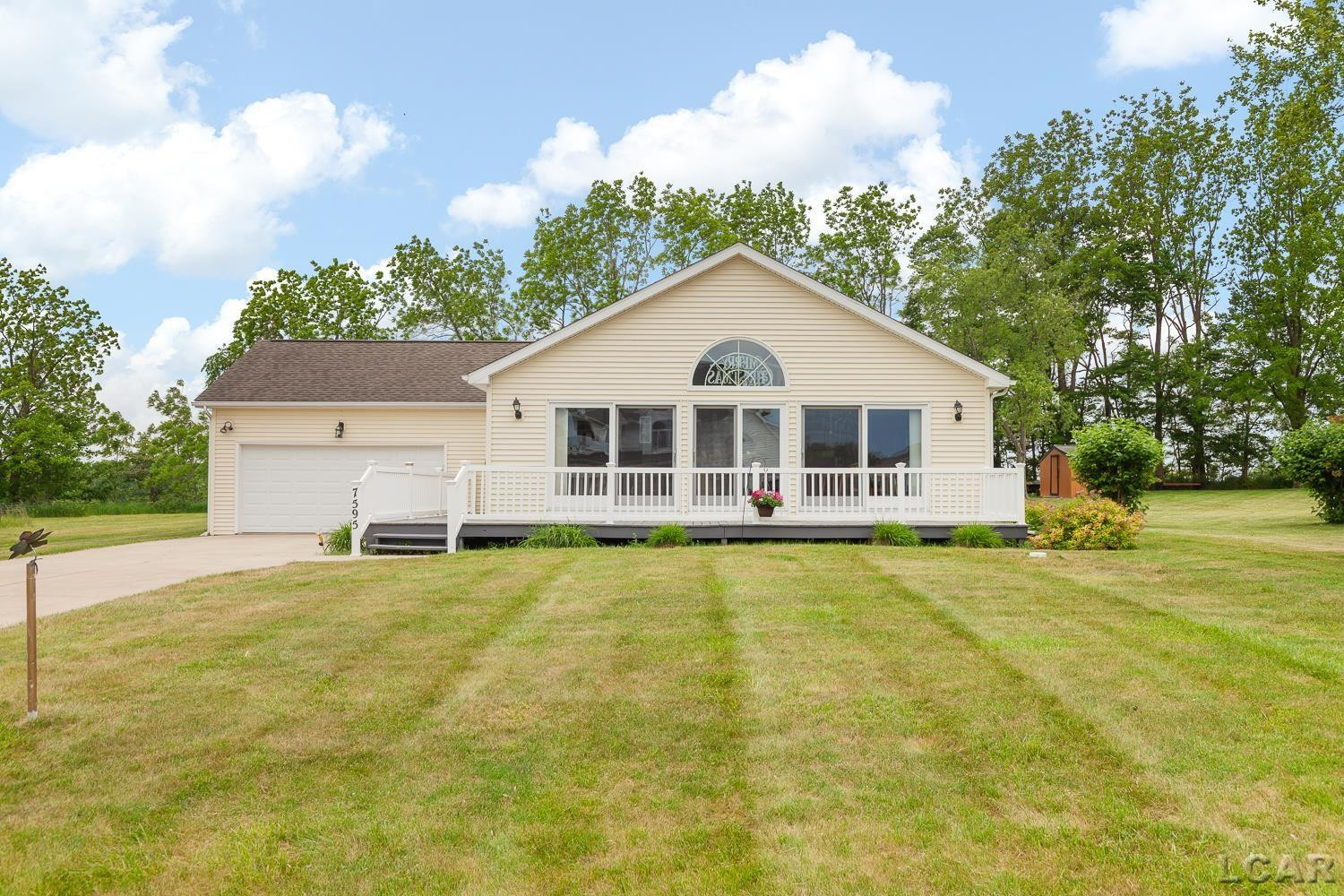 7595 SHERLOCK Drive, Onsted, MI 49265 — front exterior