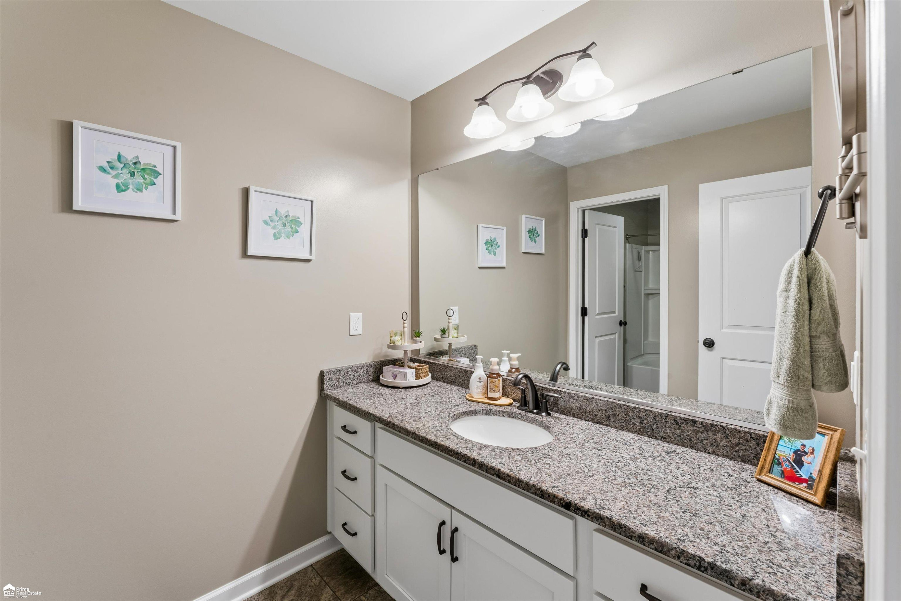 9252 Hidden Oaks Drive, Grand Blanc, MI 48439 — Photo 21