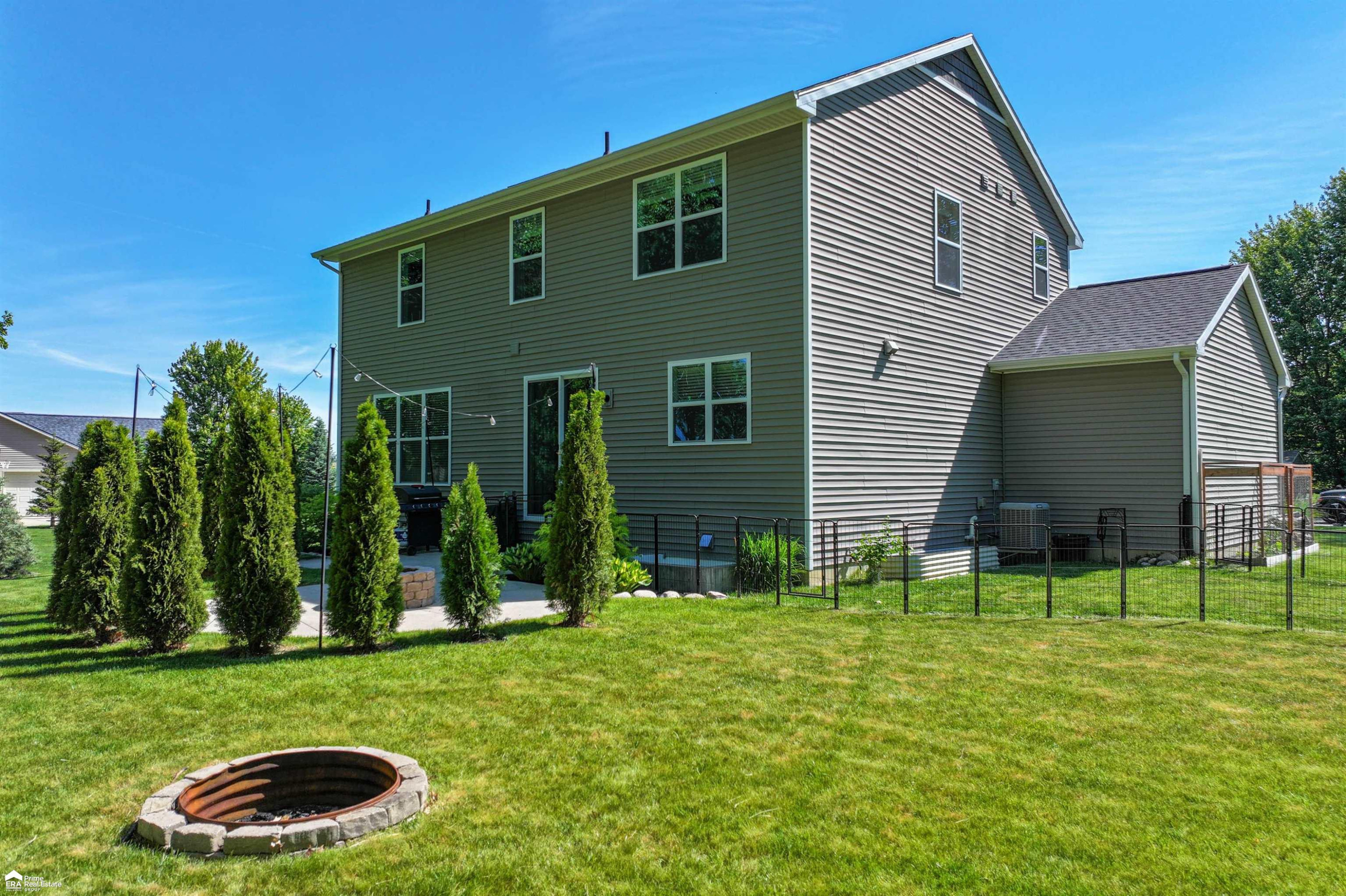 9252 Hidden Oaks Drive, Grand Blanc, MI 48439 — Photo 30