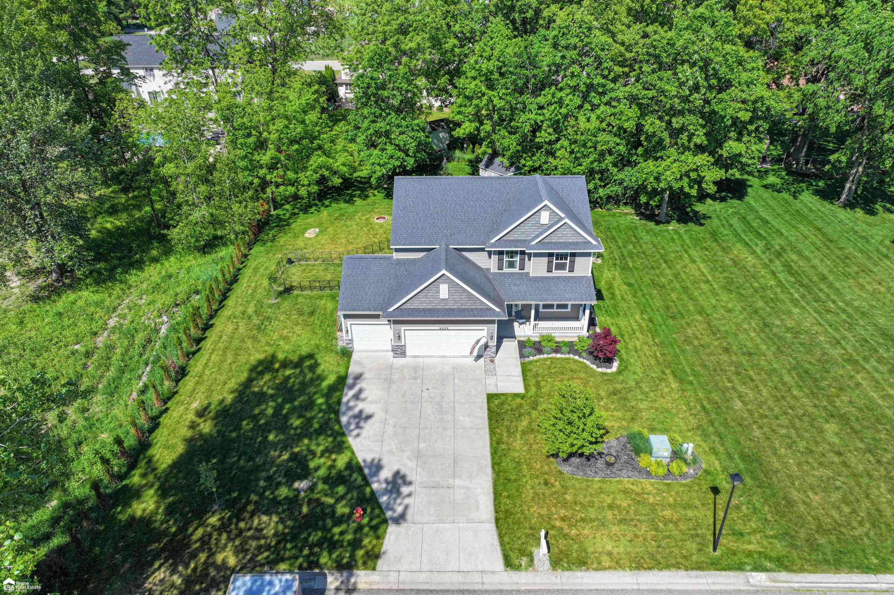 9252 Hidden Oaks Drive, Grand Blanc, MI 48439 — Photo 34