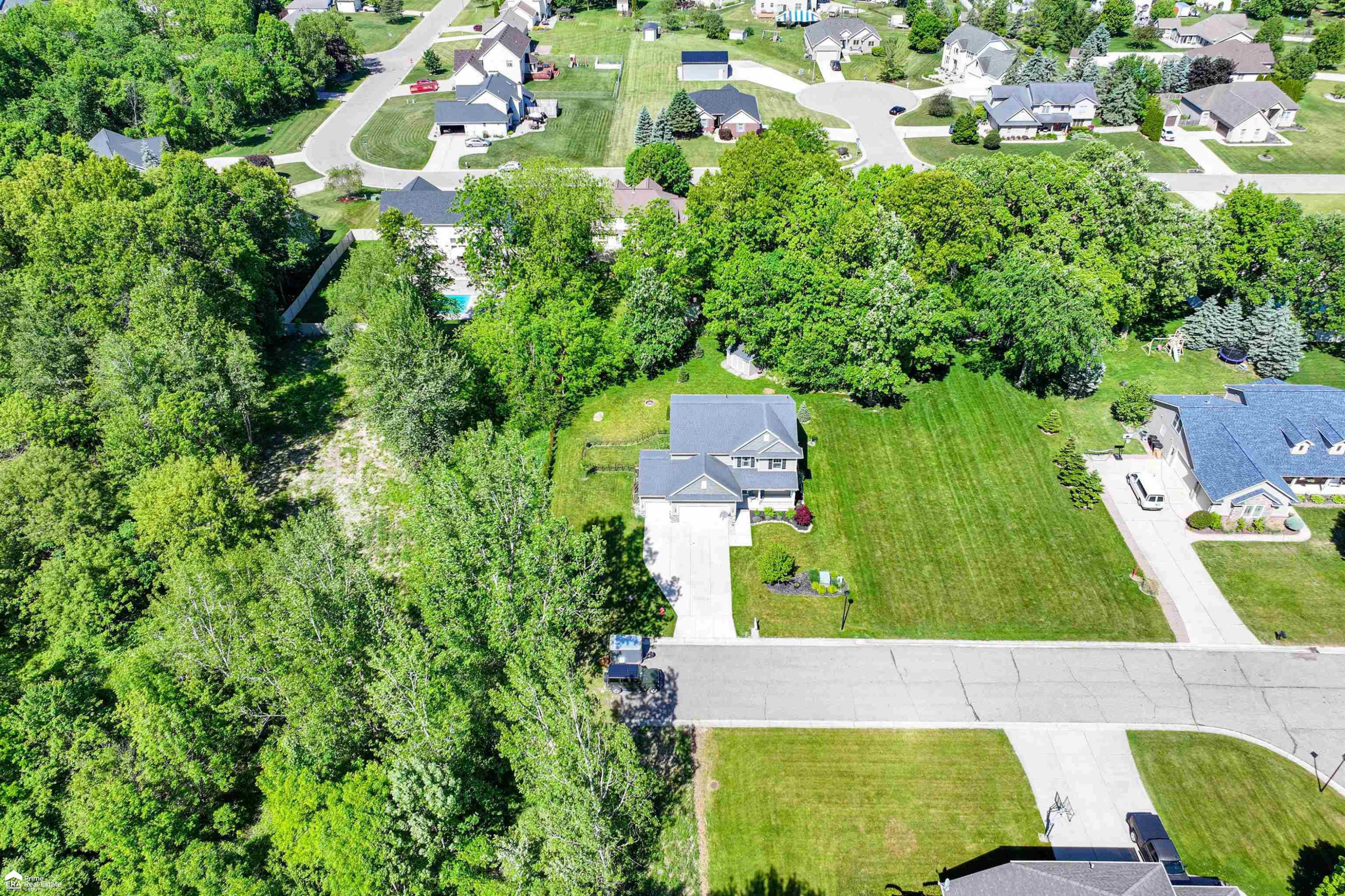 9252 Hidden Oaks Drive, Grand Blanc, MI 48439 — Photo 35