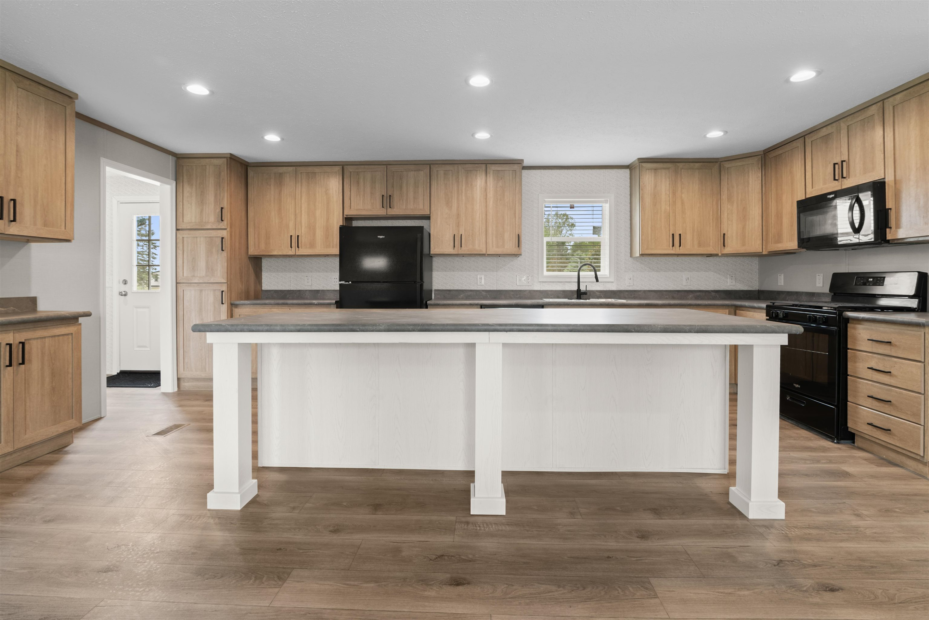 4087 Sunset Maple Drive, MI 48416 — Photo 10