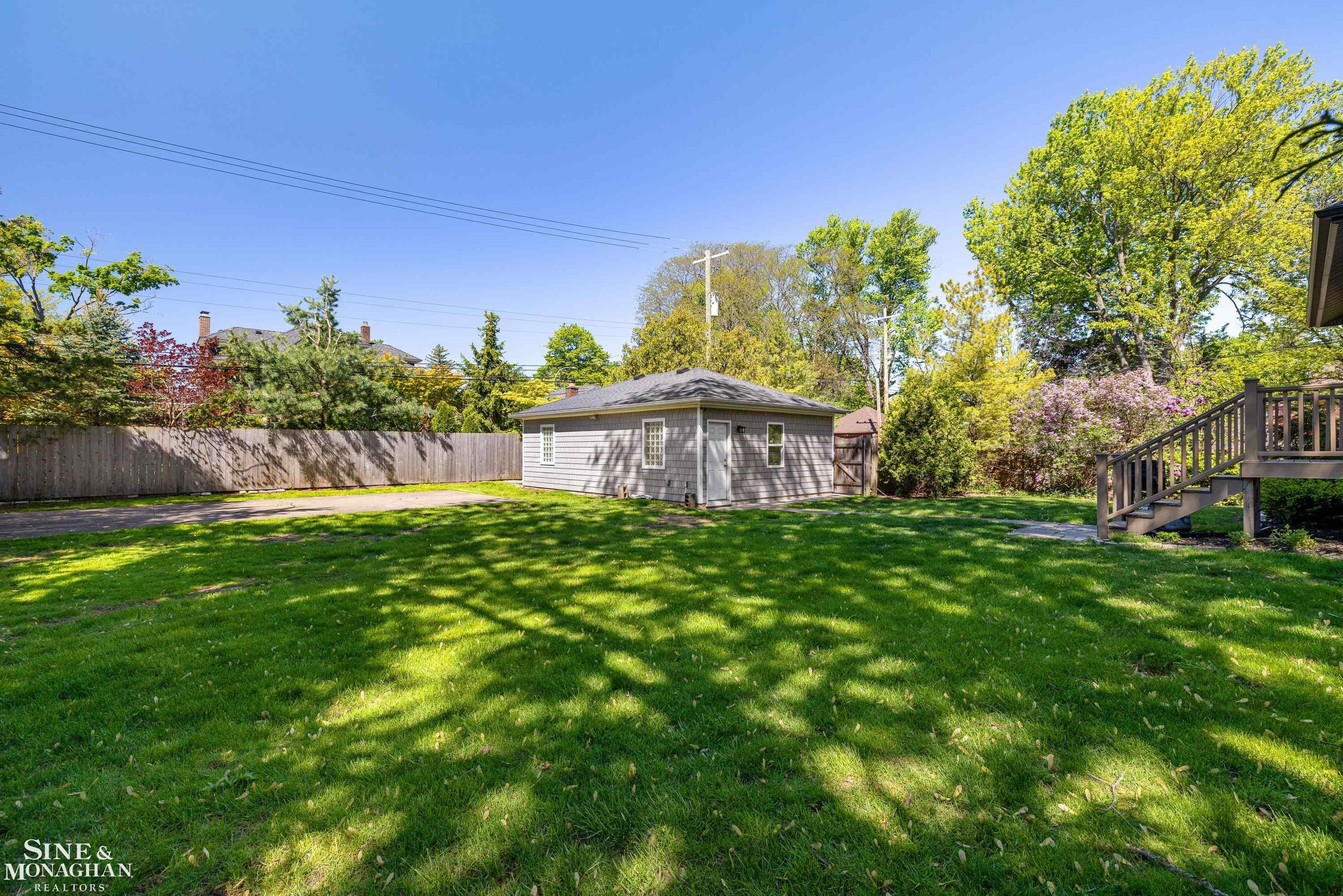 1265 Devonshire Road, Grosse Pointe Park, MI 48230 — Photo 12