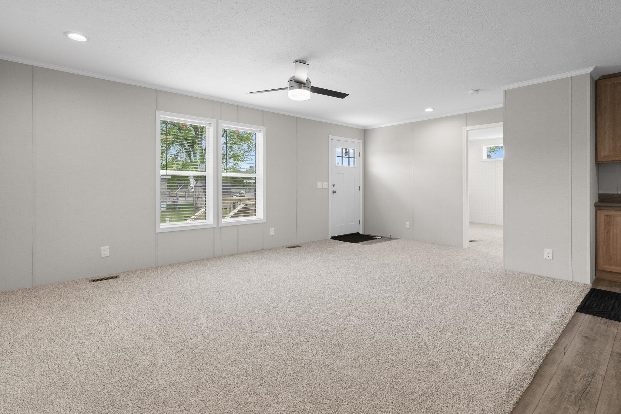 7198 W Mapleview Circle, MI 48416 — Photo 12