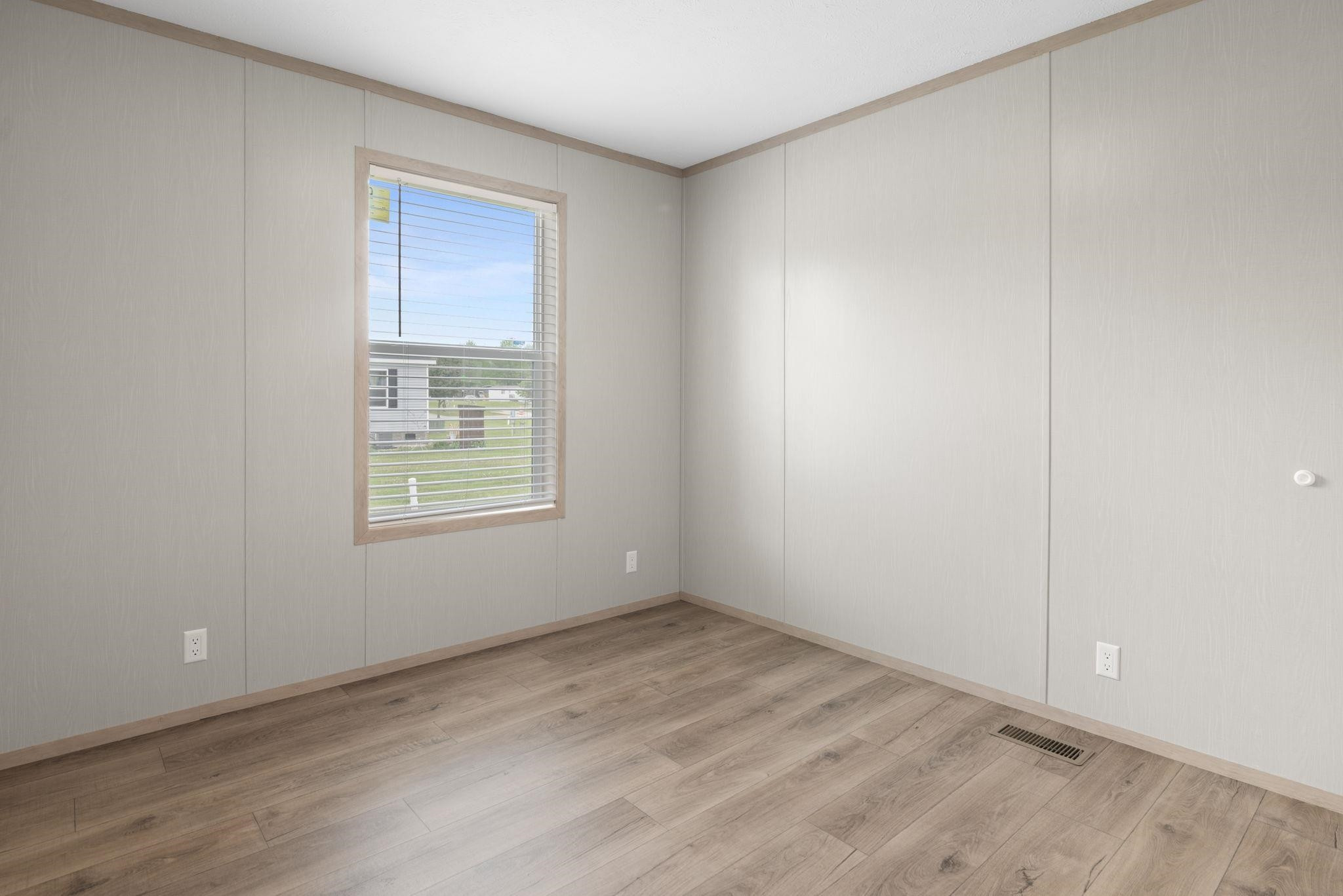 7197 Mapleview Circle, MI 48416 — Photo 28