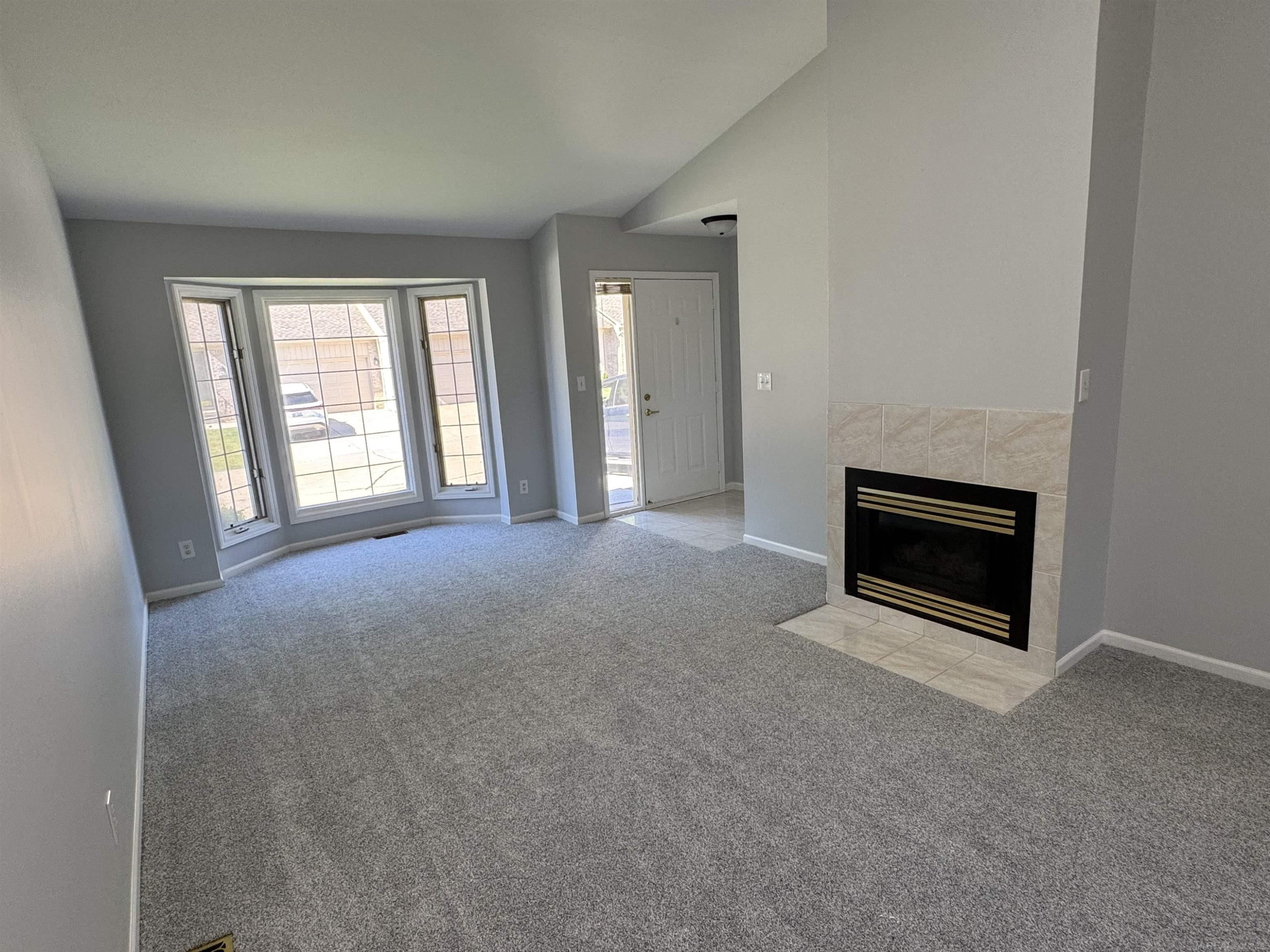 15568 Austin Court, Fraser, MI 48035 — Photo 4