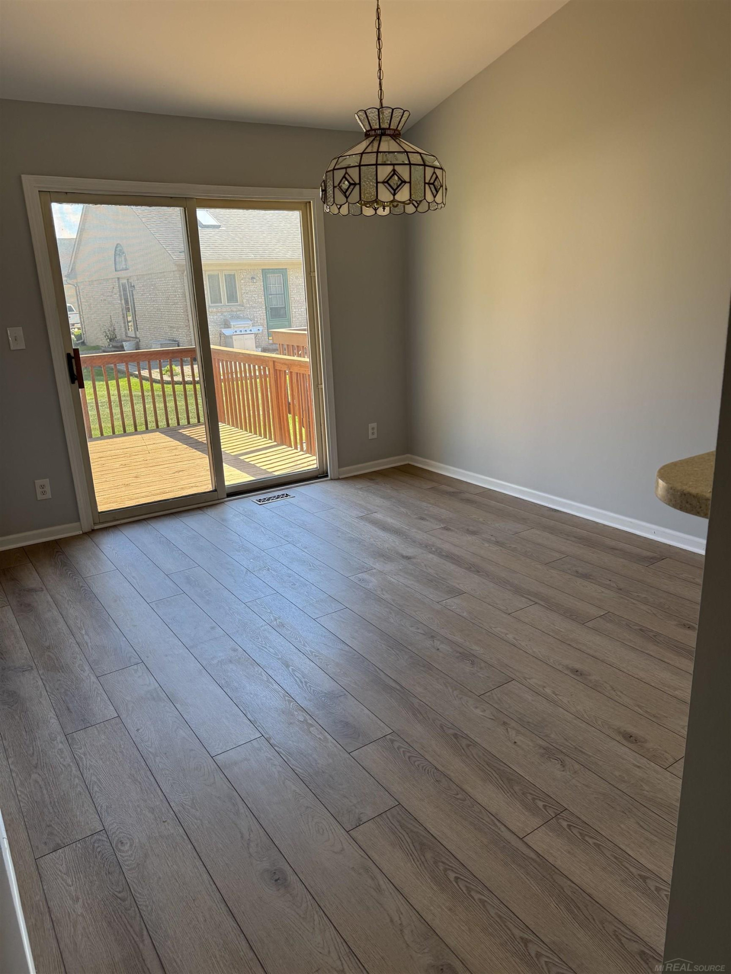 15568 Austin Court, Fraser, MI 48035 — Photo 9
