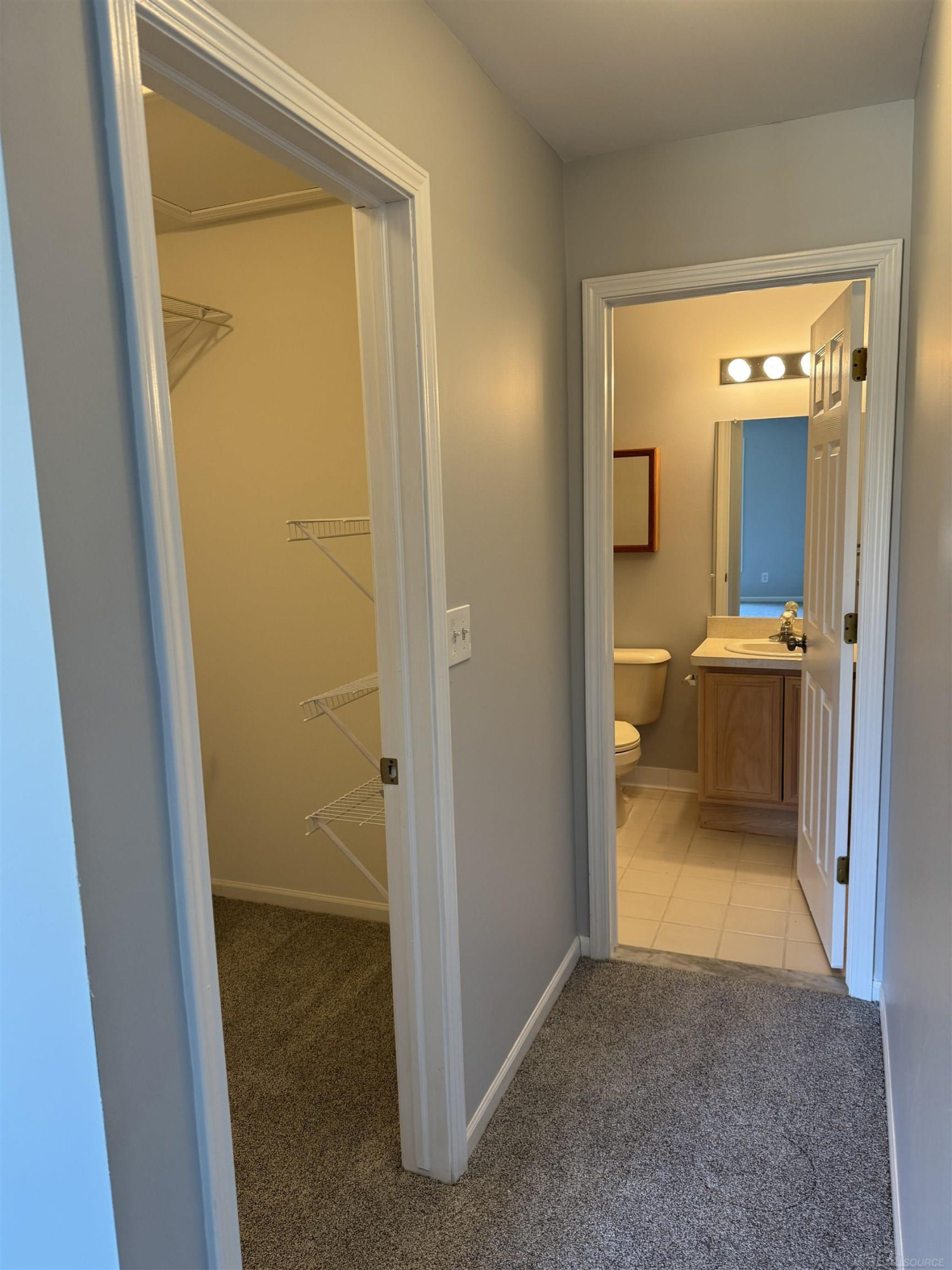 15568 Austin Court, Fraser, MI 48035 — Photo 12