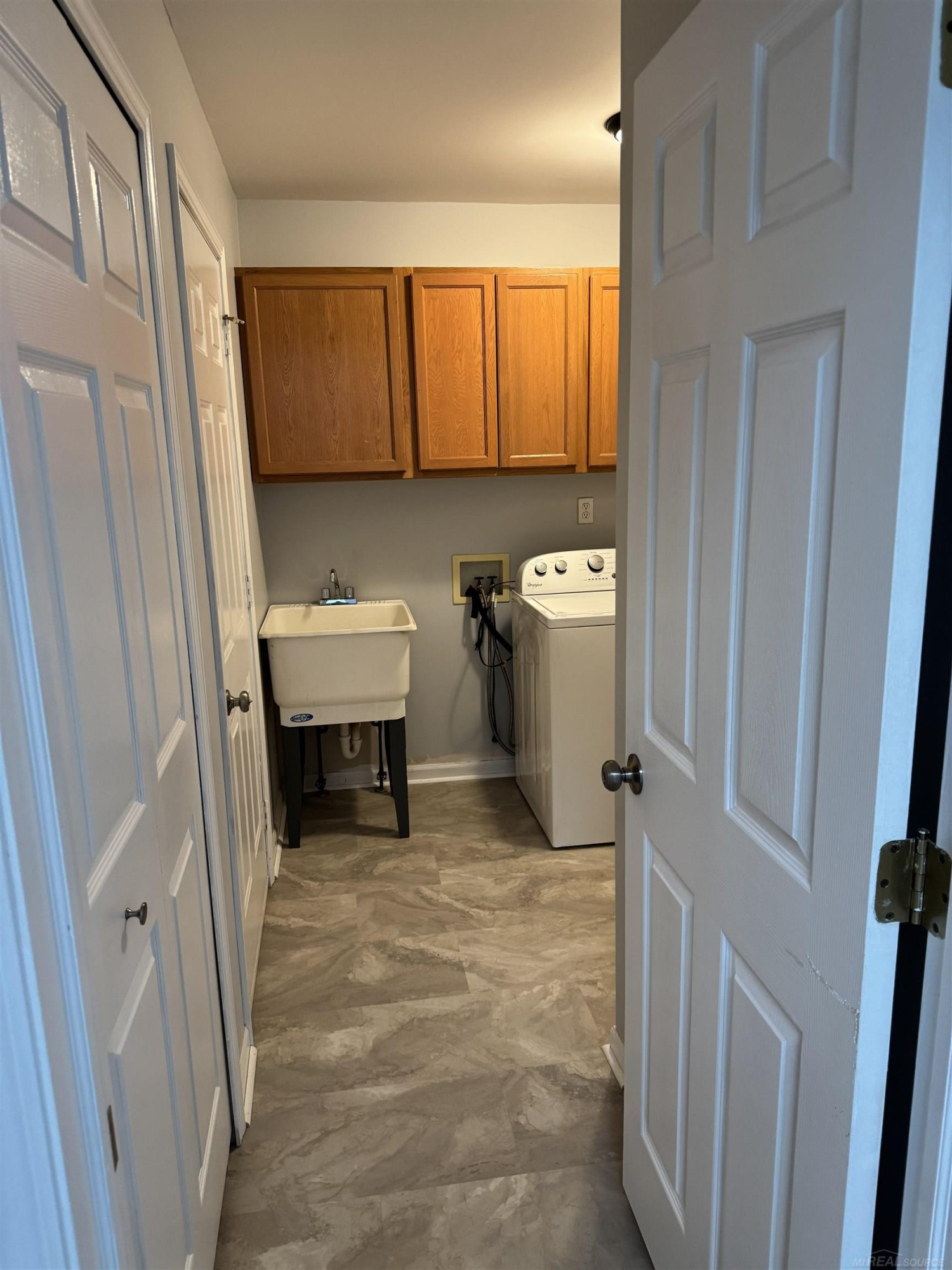 15568 Austin Court, Fraser, MI 48035 — Photo 18
