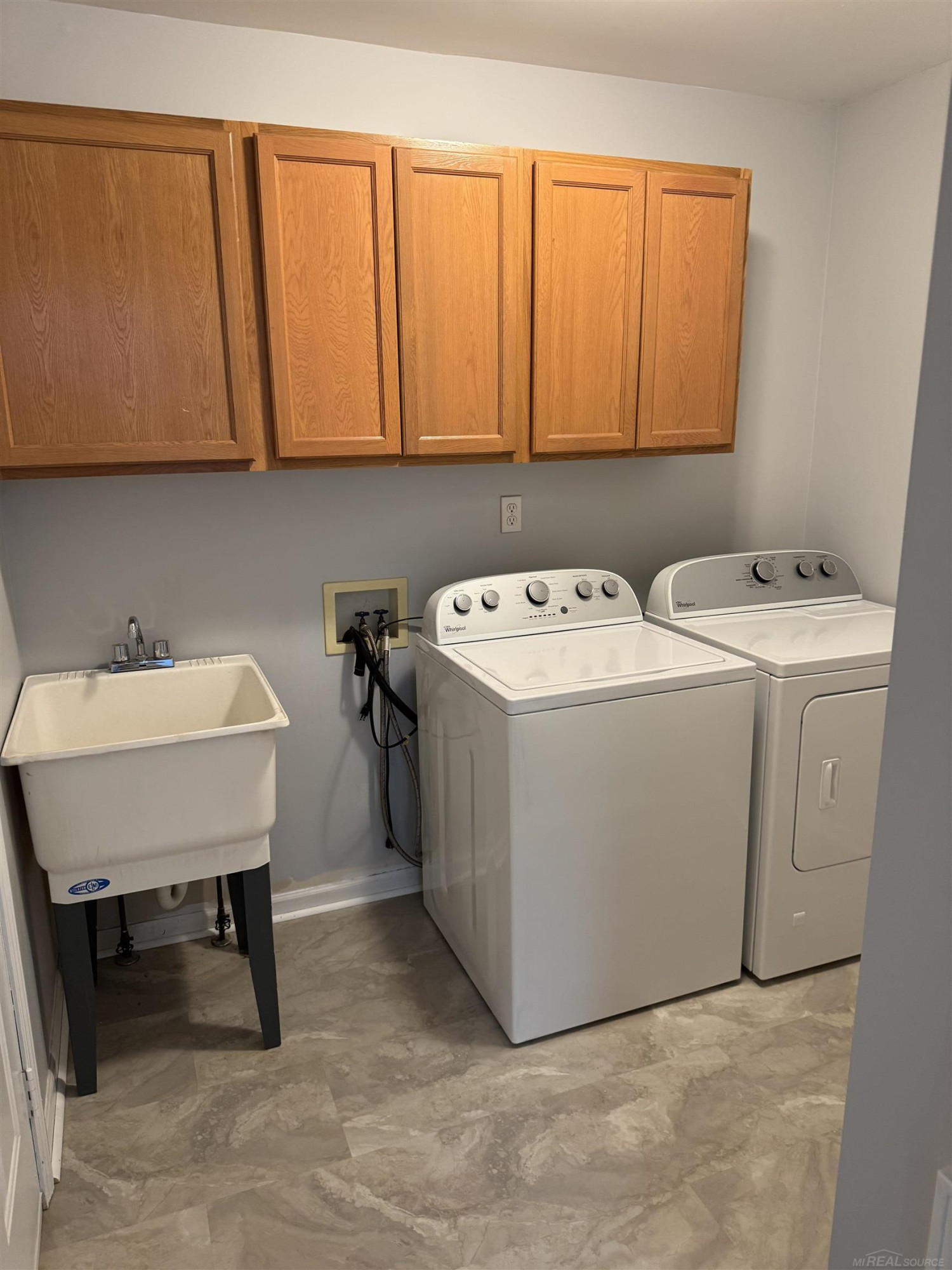 15568 Austin Court, Fraser, MI 48035 — Photo 19