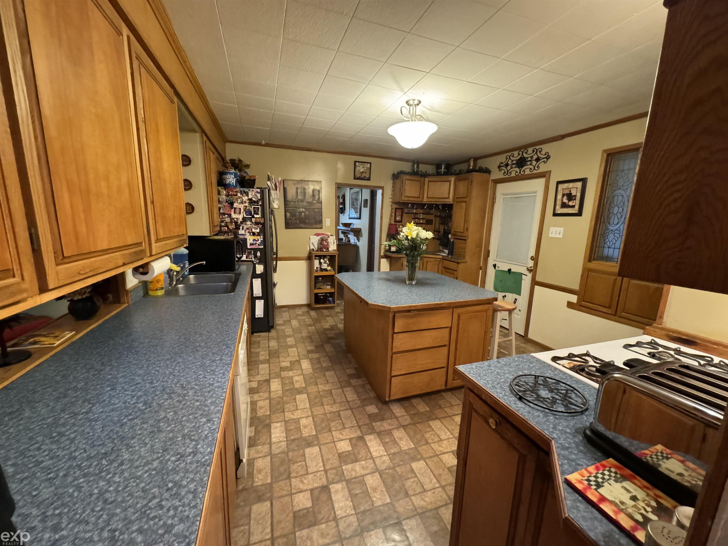 355 W 1st Street, Imlay City, MI 48444 — Photo 3