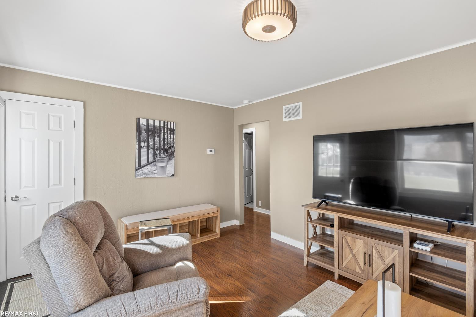 1060 S Kalamazoo Avenue, Marshall, MI 49068 — Photo 7