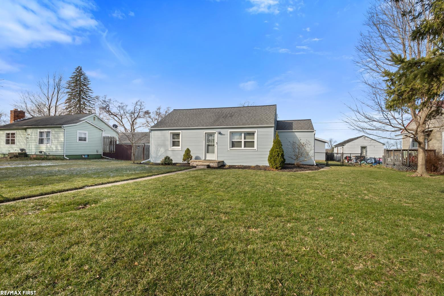 1060 S Kalamazoo Avenue, Marshall, MI 49068 — Photo 29