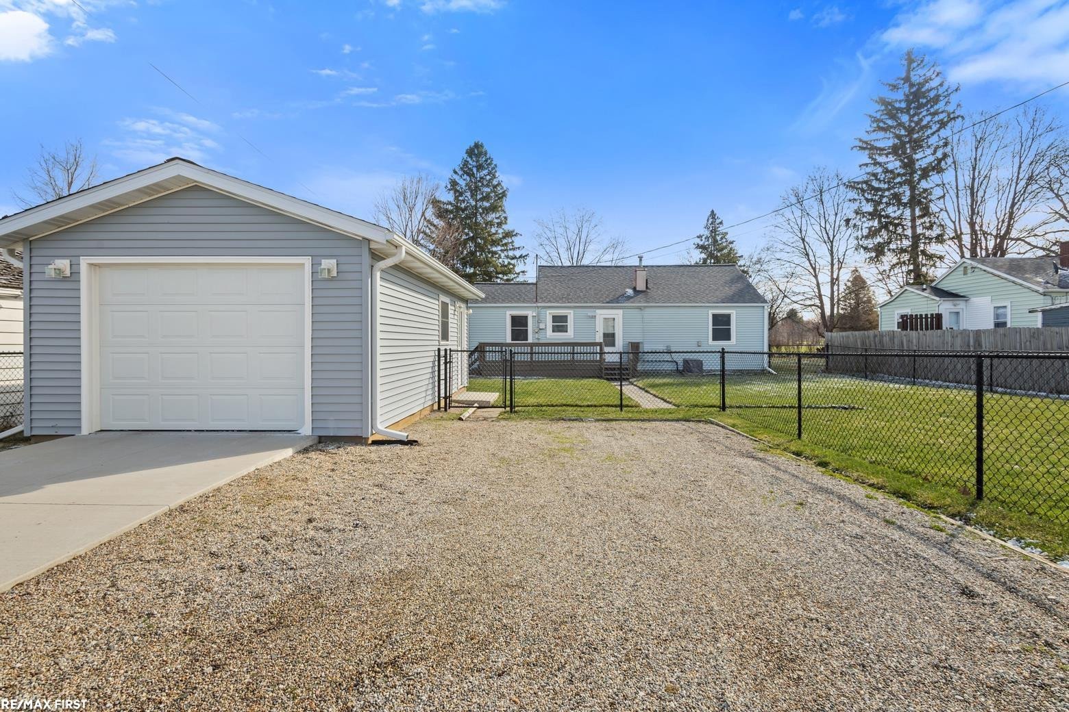 1060 S Kalamazoo Avenue, Marshall, MI 49068 — Photo 30