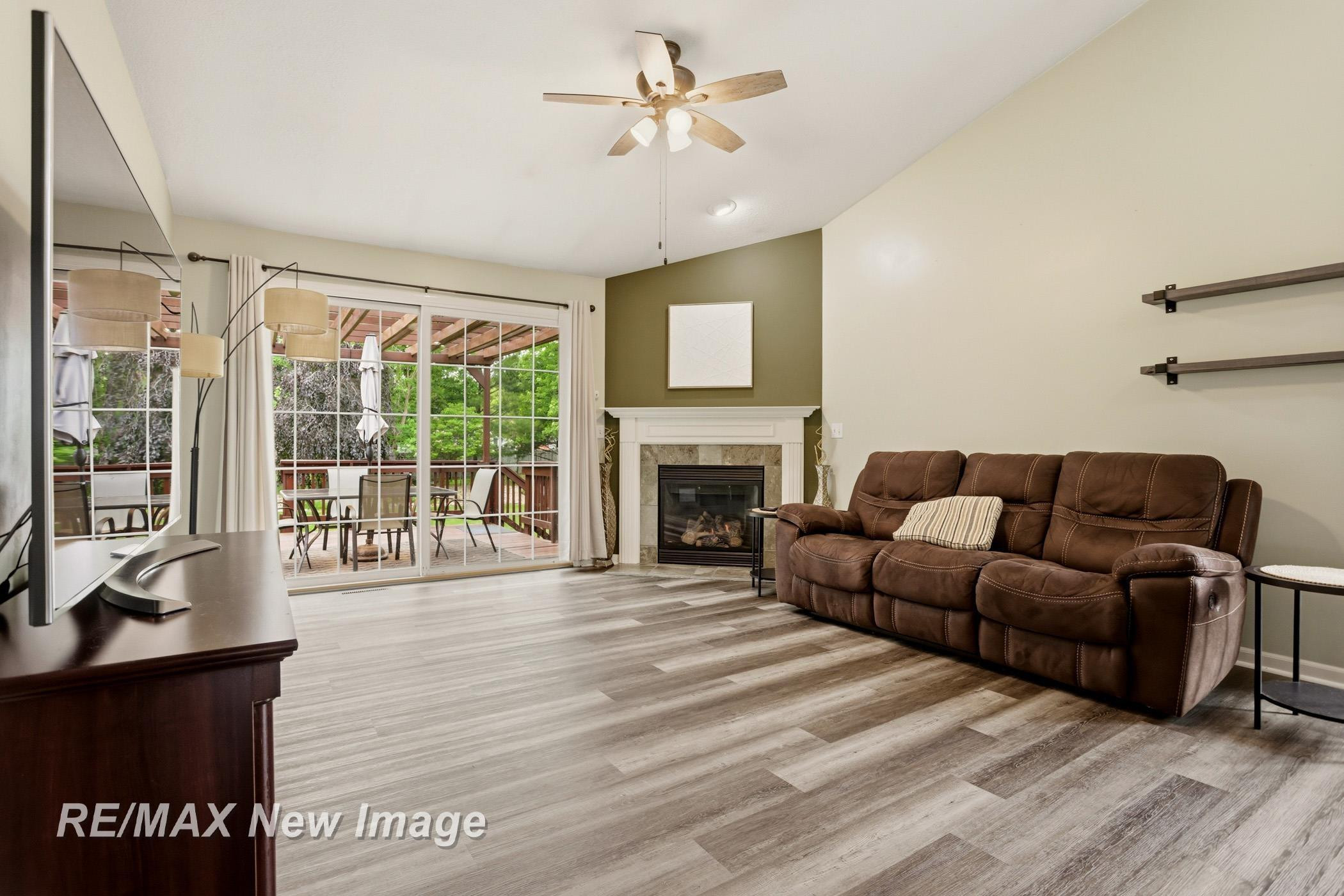 6097 Foxwood Court, Saginaw, MI 48638 — Photo 9