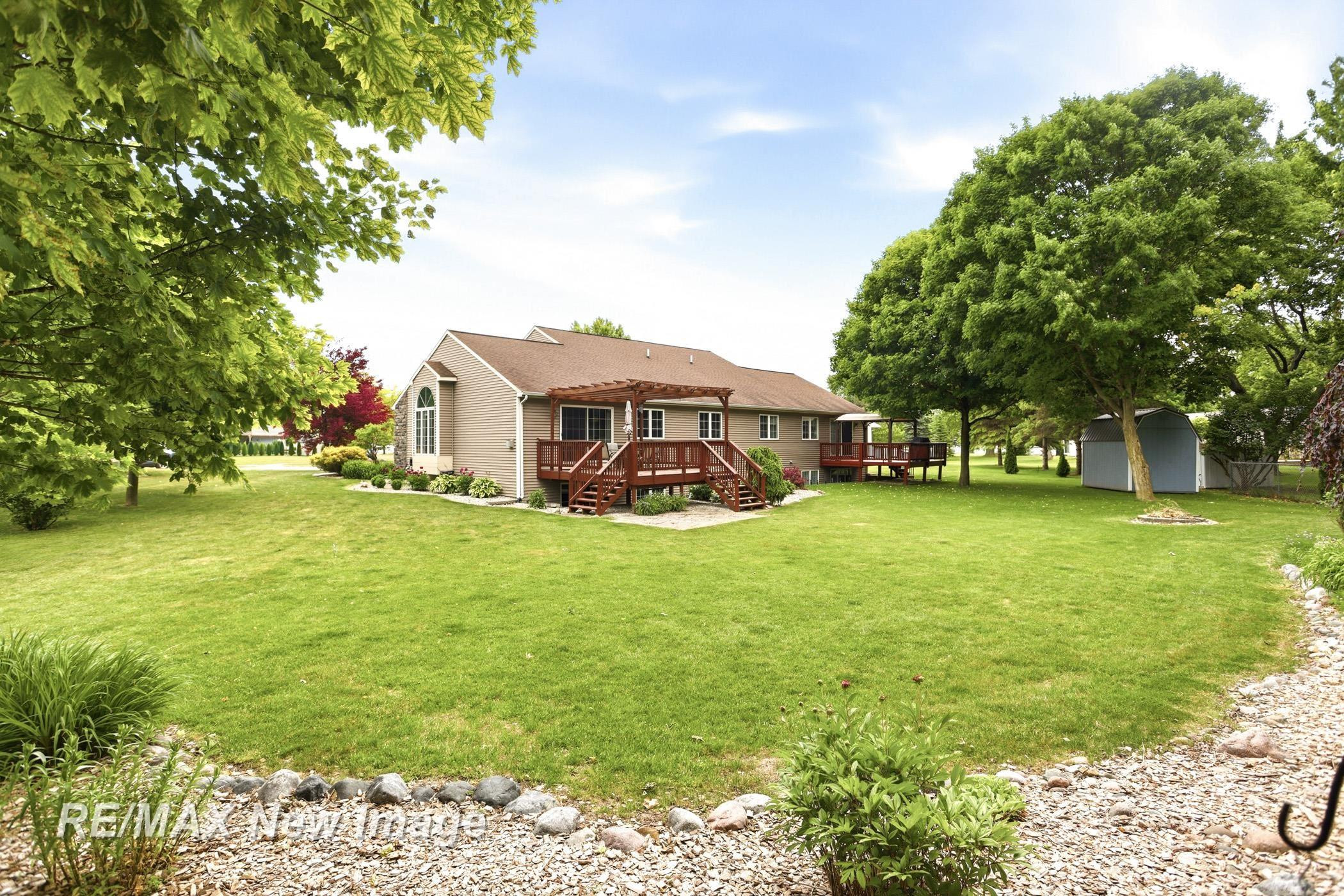 6097 Foxwood Court, Saginaw, MI 48638 — Photo 40