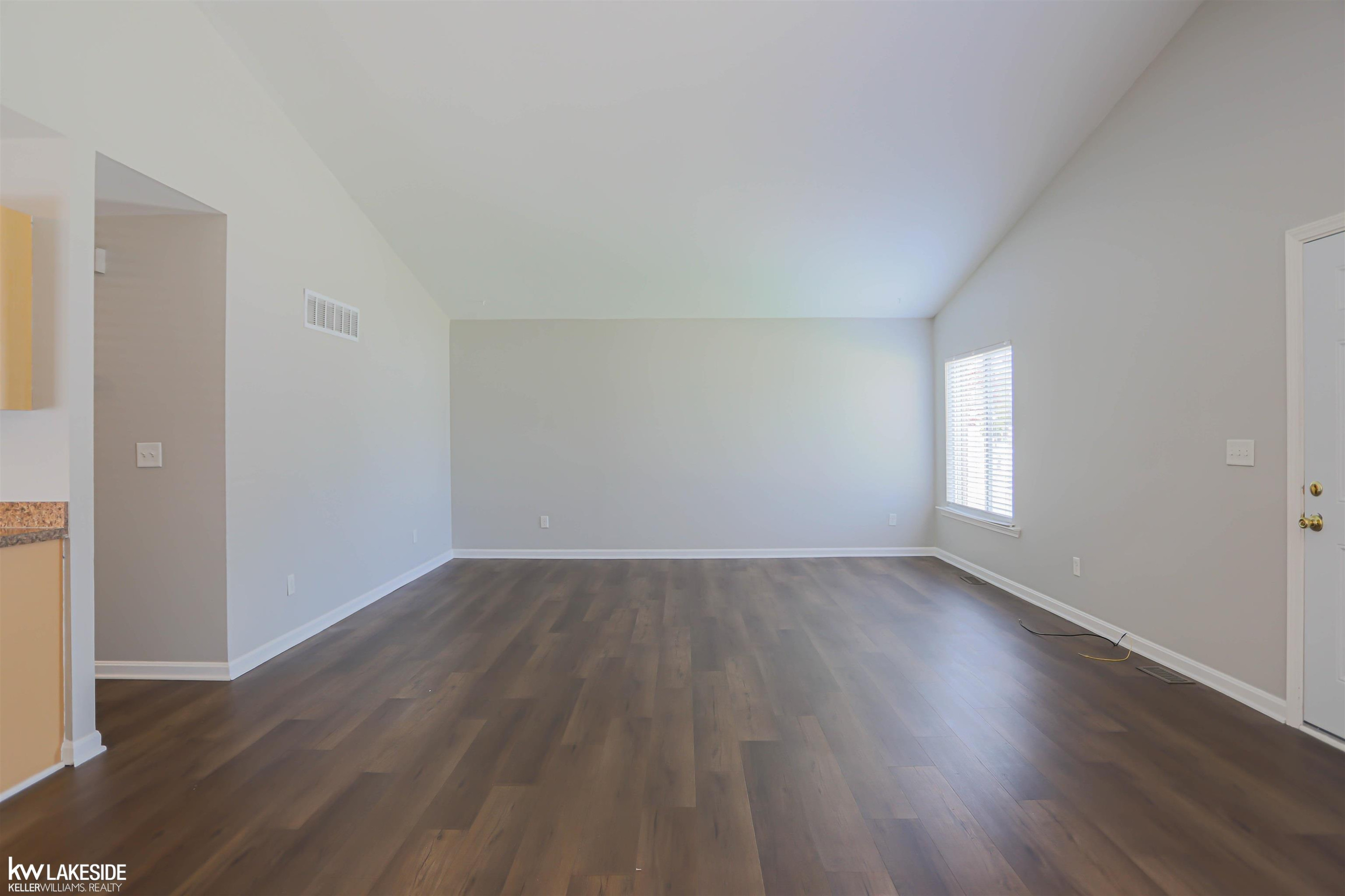20432 Nicke Street, Clinton Twp, MI 48035 — Photo 8