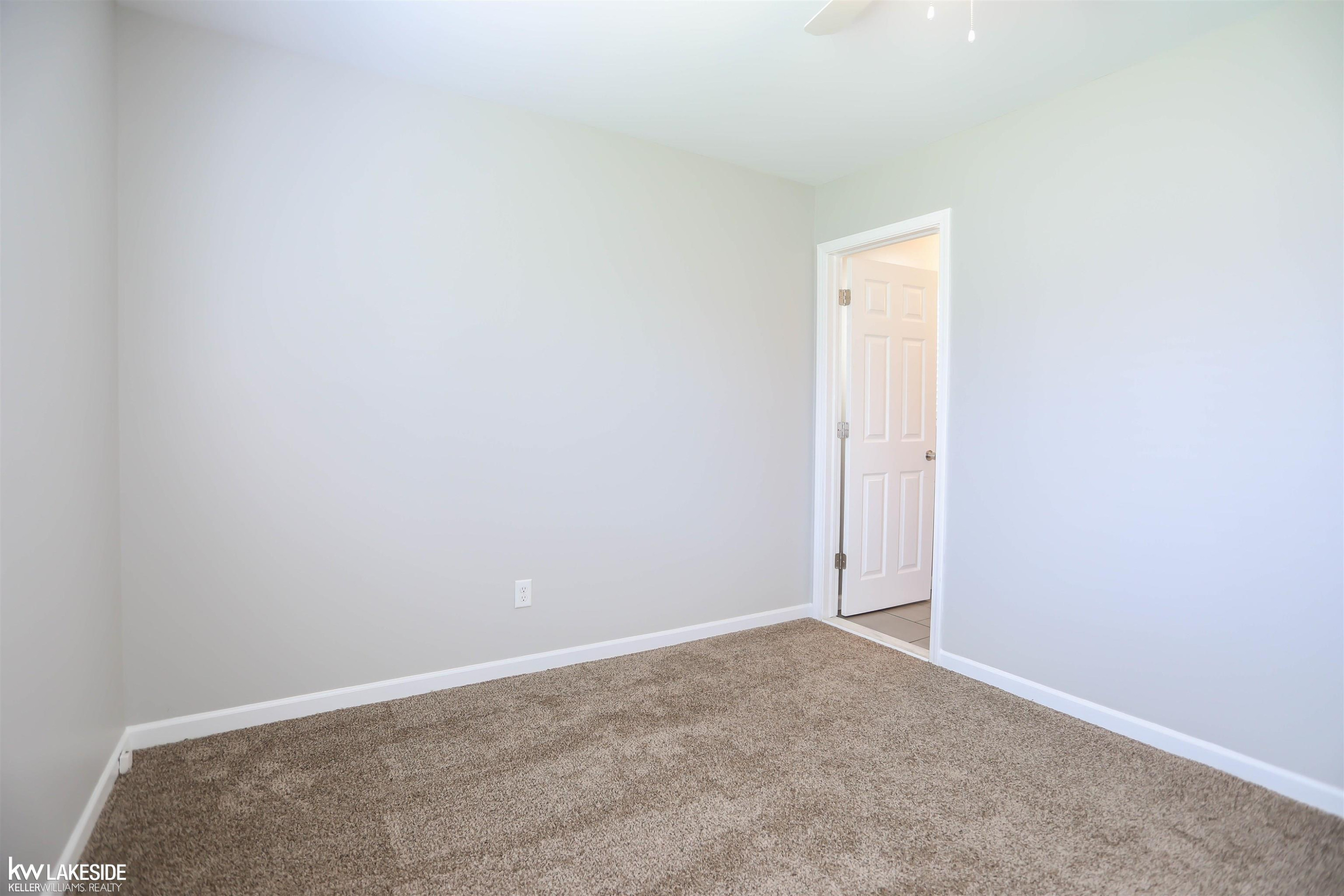 20432 Nicke Street, Clinton Twp, MI 48035 — Photo 32