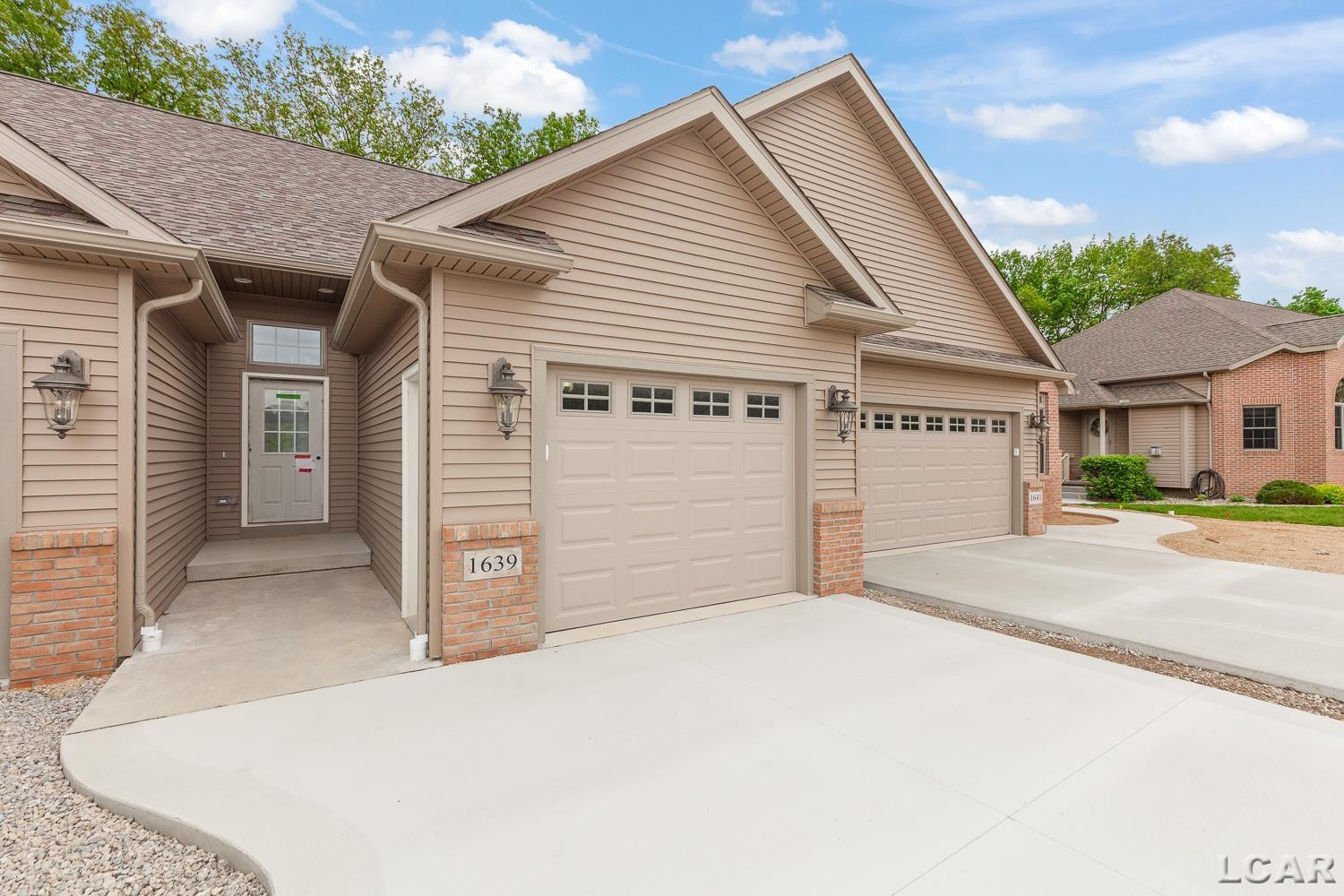 1639 Rivers Edge Court, Adrian, MI 49221 — Photo 33