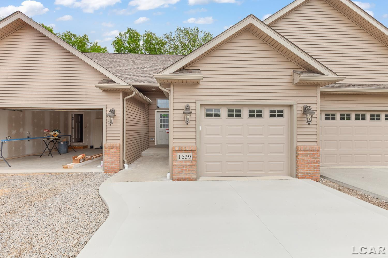 1639 Rivers Edge Court, Adrian, MI 49221 — Photo 36