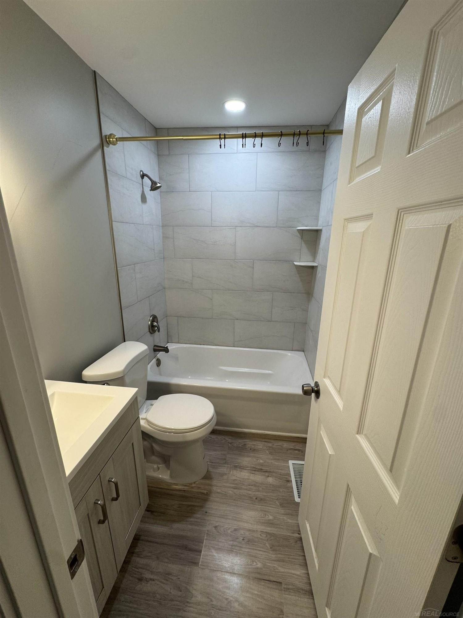 690 E Marshall Street, Ferndale, MI 48220 — Photo 8