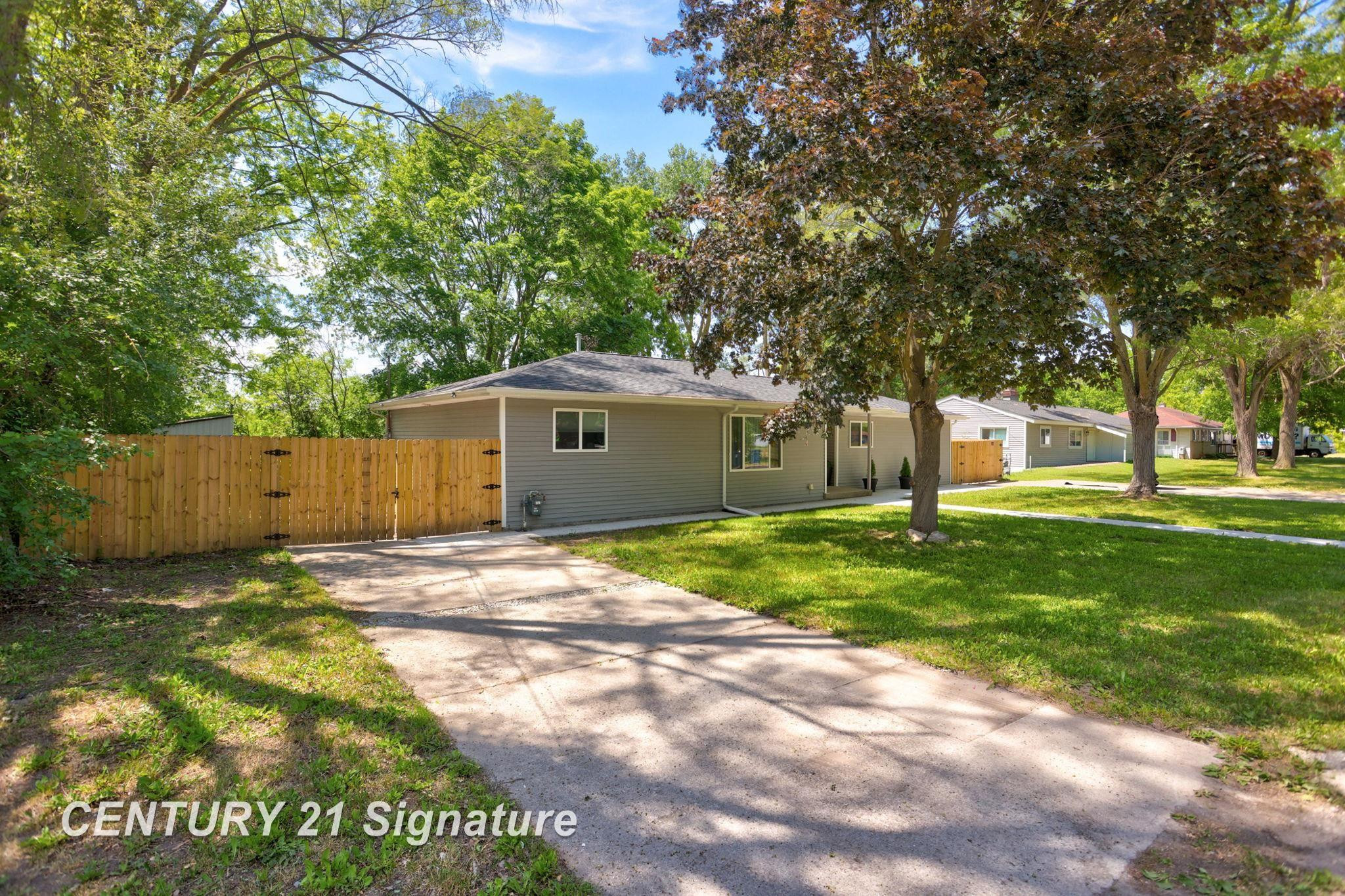 3155 Walters Drive, Saginaw, MI 48601 — Photo 3