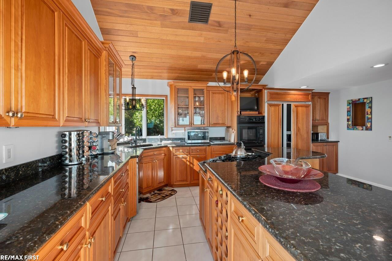 27927 Ponchartrain Street, MI — Photo 15