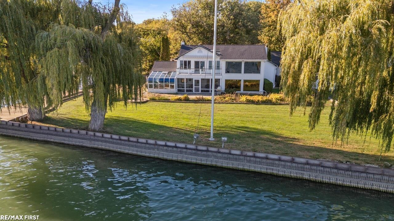 27927 Ponchartrain Street, MI — Photo 44