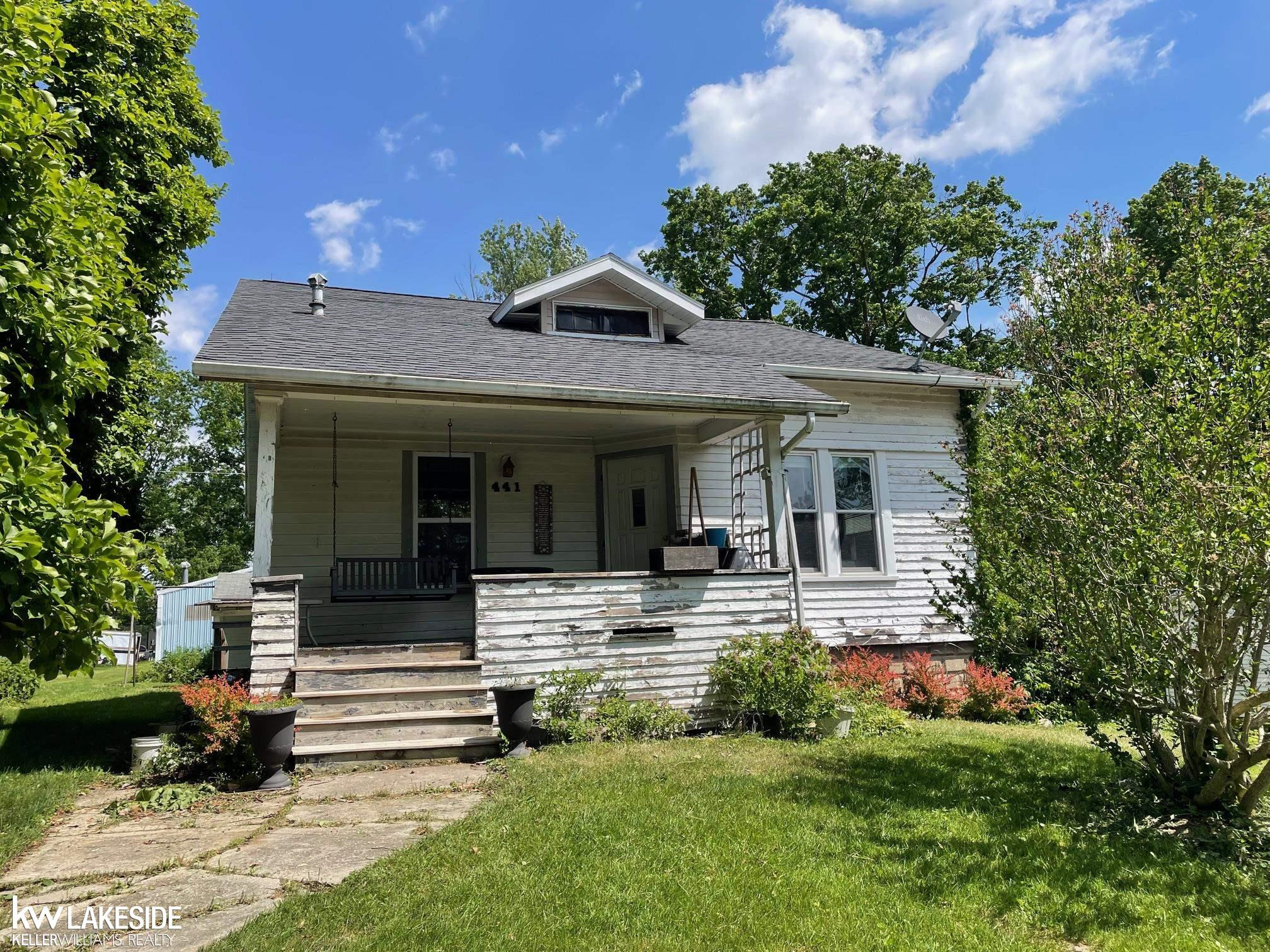 441 E Saint Clair Street, Almont, MI 48003 — Photo 2
