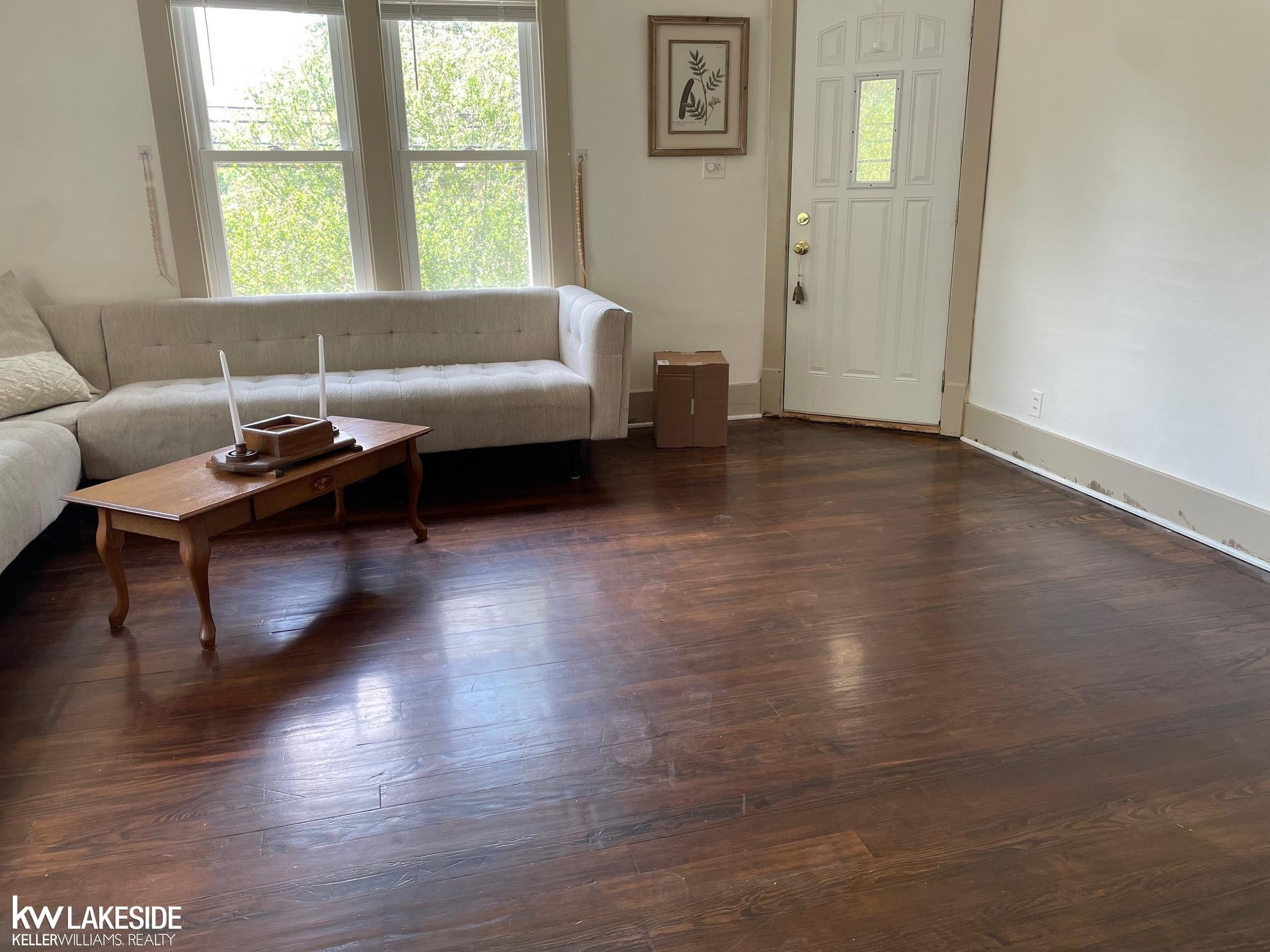 441 E Saint Clair Street, Almont, MI 48003 — Photo 3