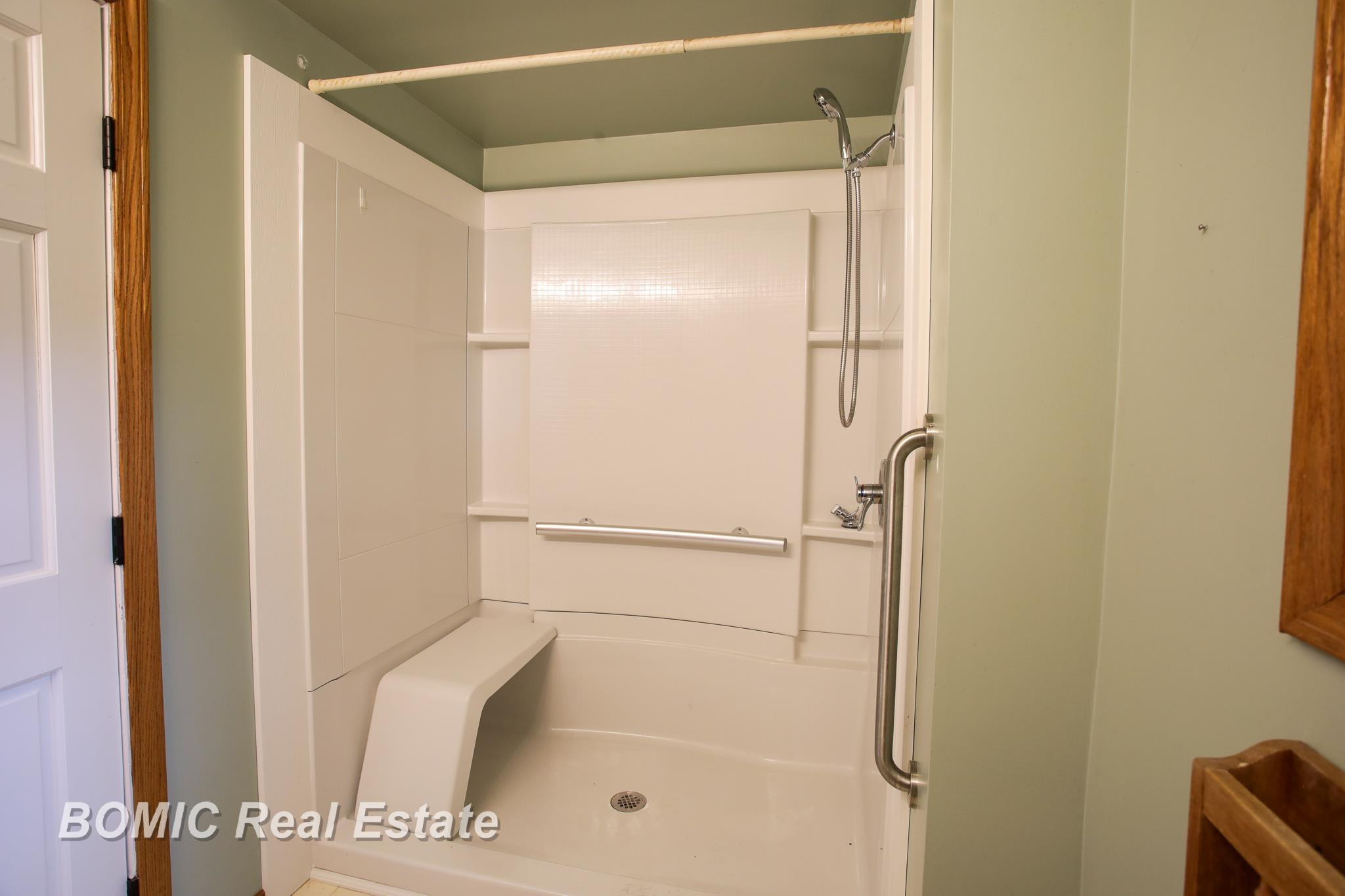 7920 Ash Street, Birch Run, MI 48415 — Photo 11