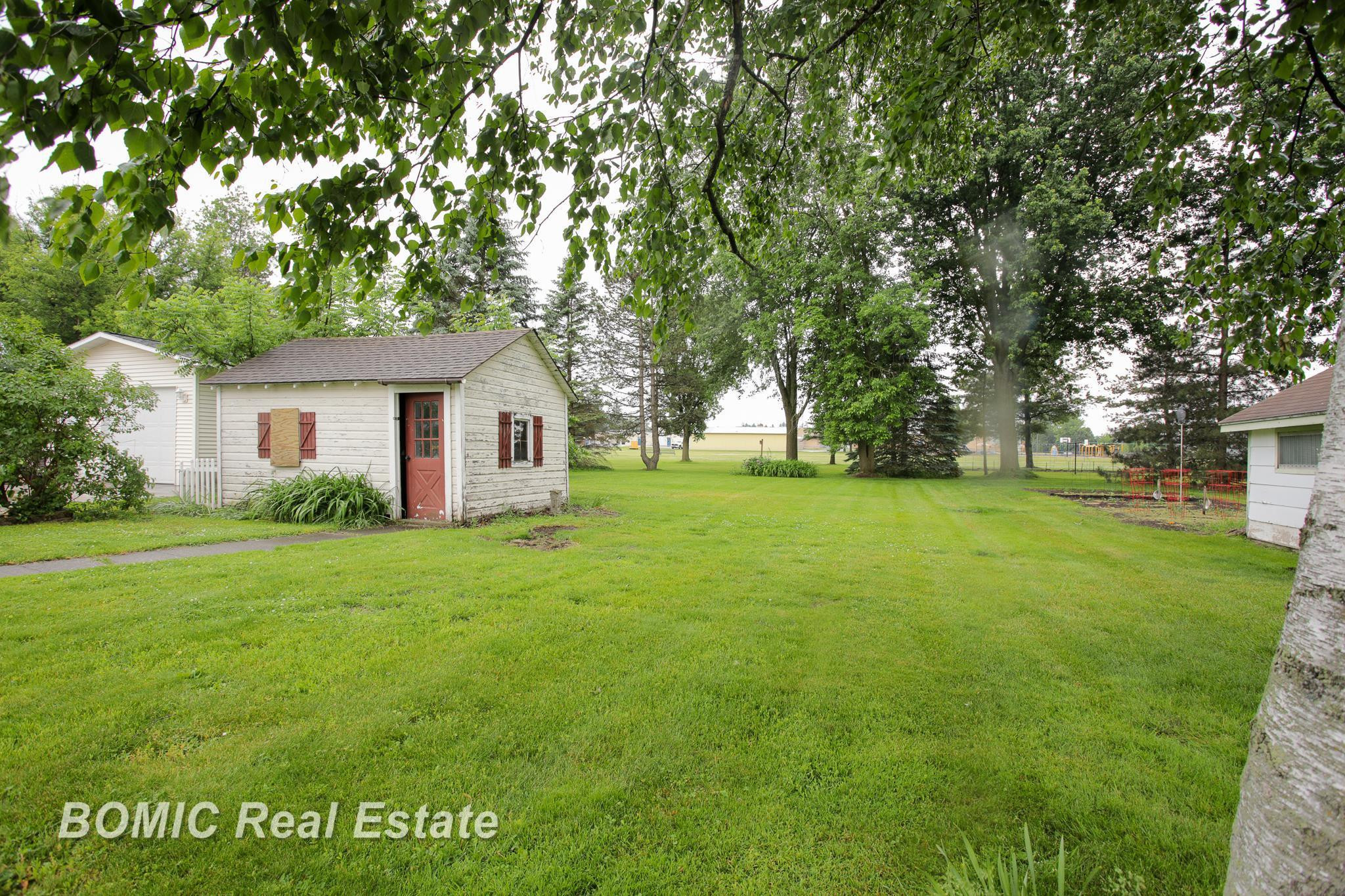 7920 Ash Street, Birch Run, MI 48415 — Photo 17