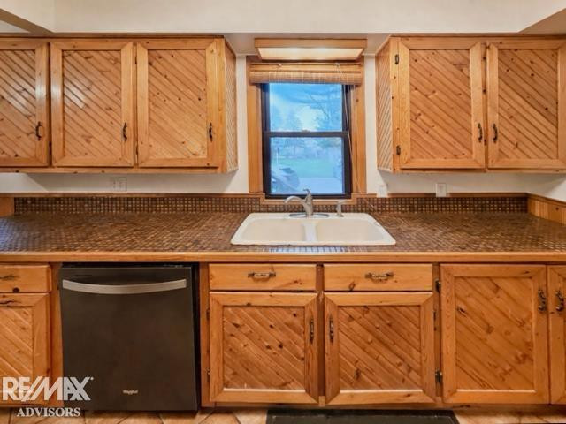 46700 Sugarbush Road, Chesterfield, MI 48047 — Photo 9