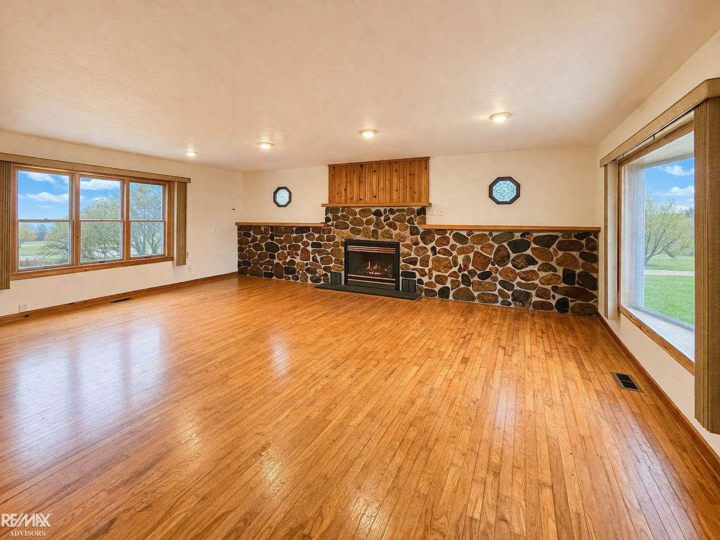 46700 Sugarbush Road, Chesterfield, MI 48047 — Photo 13