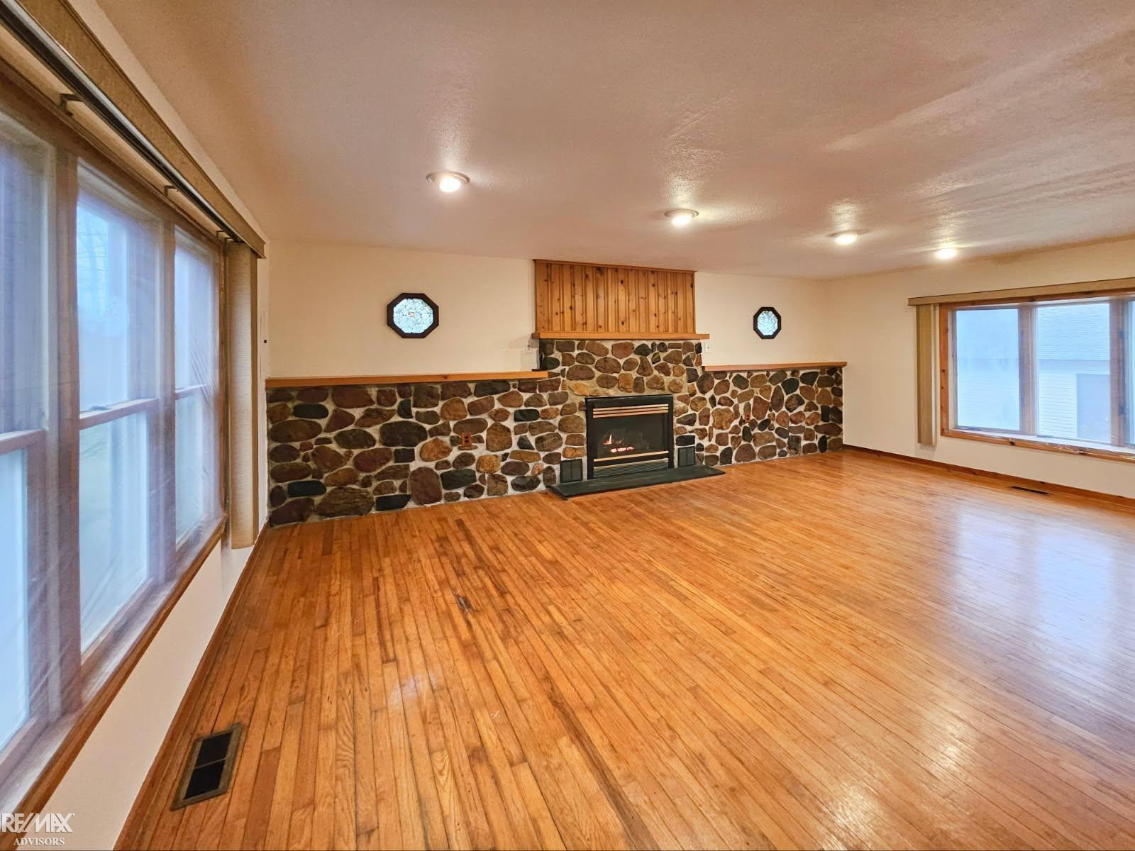 46700 Sugarbush Road, Chesterfield, MI 48047 — Photo 15