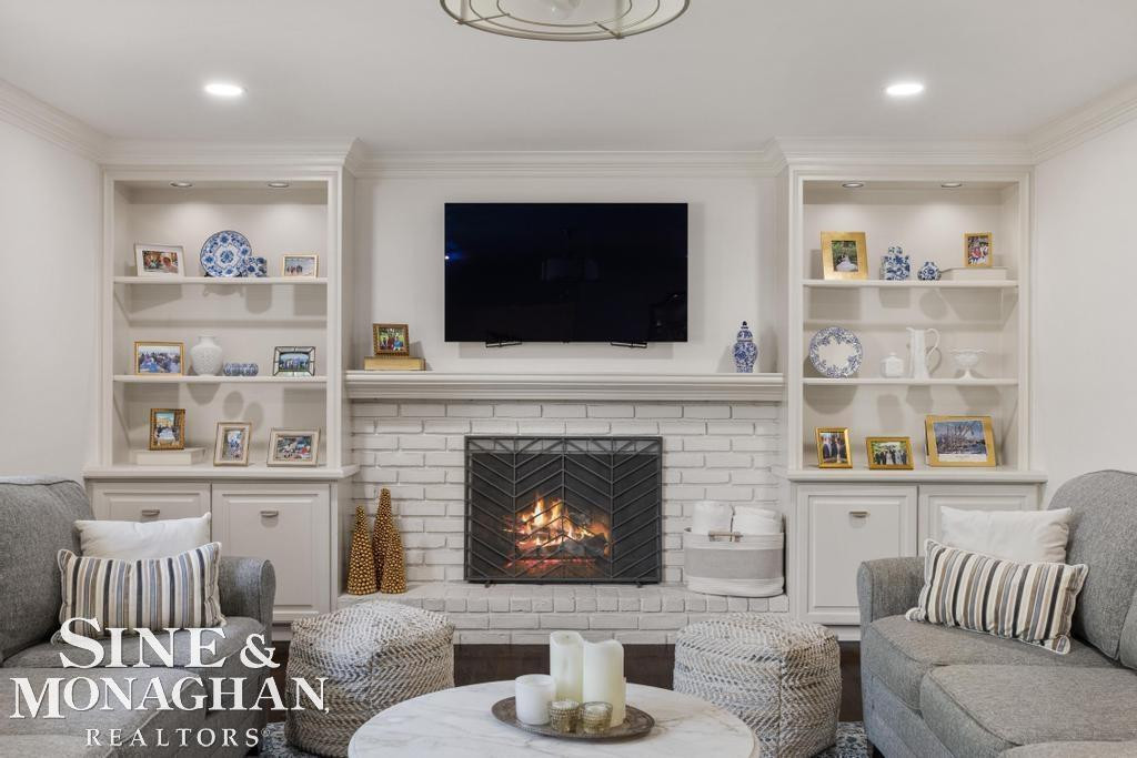754 N Brys Drive, Grosse Pointe Woods, MI 48236 — Photo 8