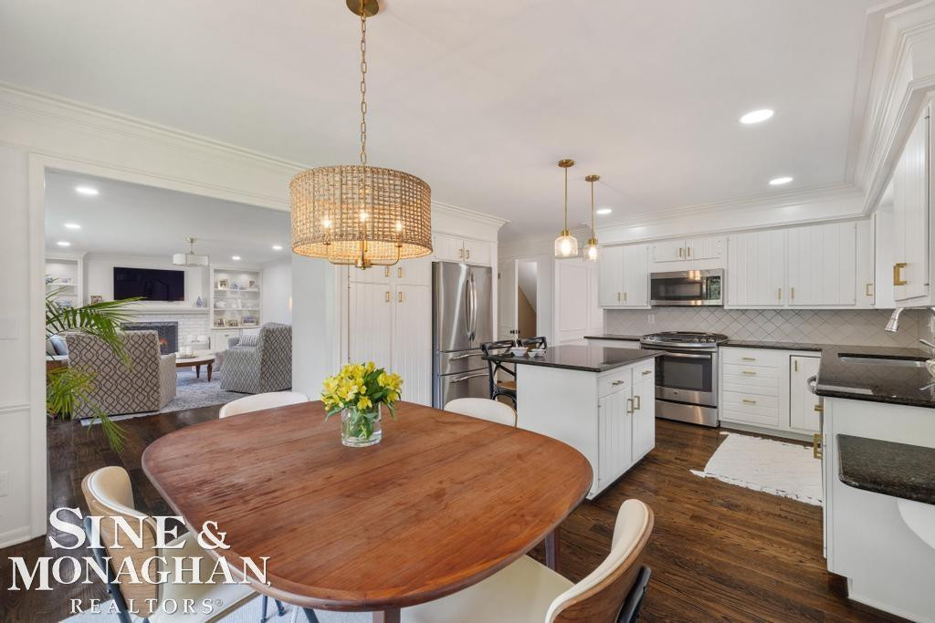 754 N Brys Drive, Grosse Pointe Woods, MI 48236 — Photo 14