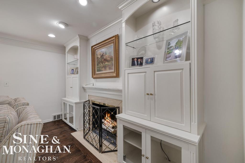 754 N Brys Drive, Grosse Pointe Woods, MI 48236 — Photo 24