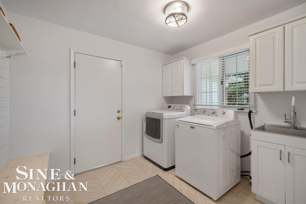 754 N Brys Drive, Grosse Pointe Woods, MI 48236 — Photo 27