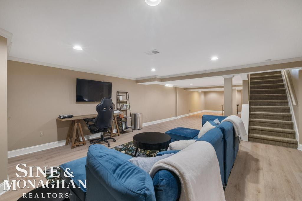 754 N Brys Drive, Grosse Pointe Woods, MI 48236 — Photo 44