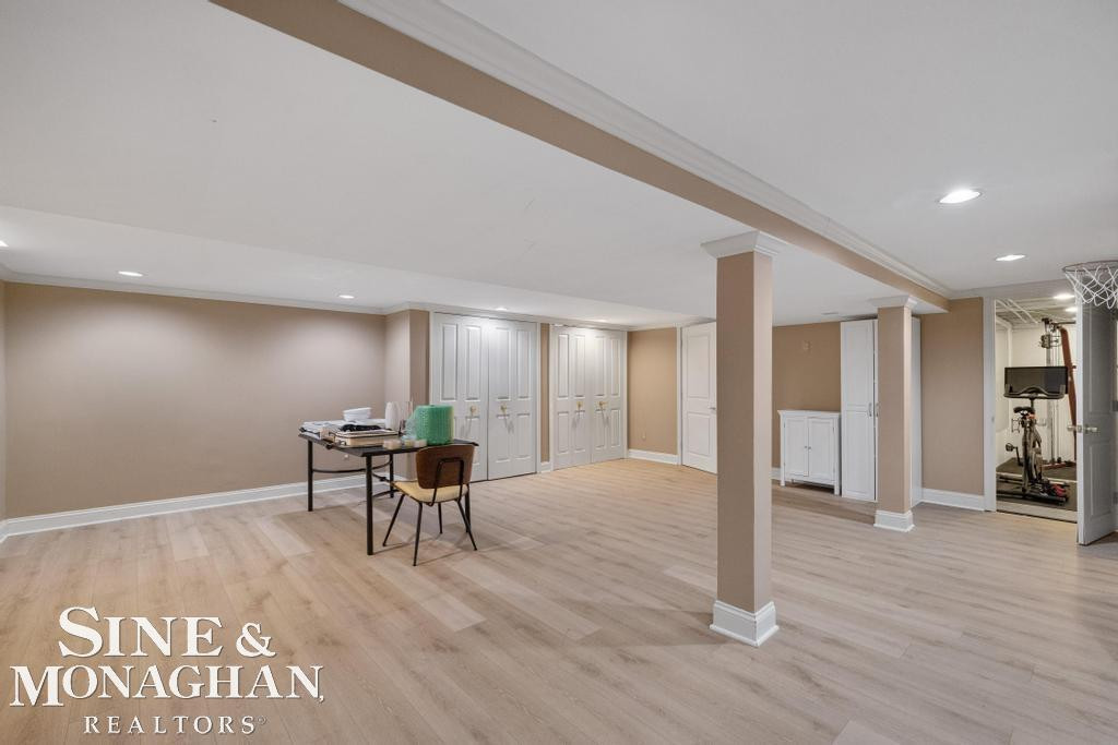 754 N Brys Drive, Grosse Pointe Woods, MI 48236 — Photo 46