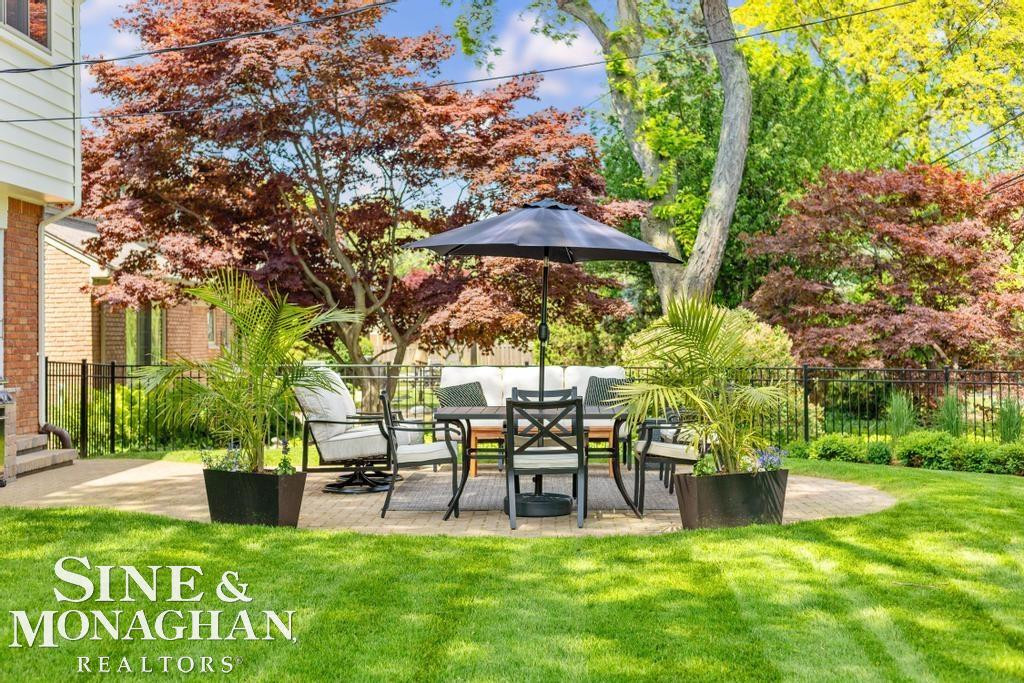 754 N Brys Drive, Grosse Pointe Woods, MI 48236 — Photo 56