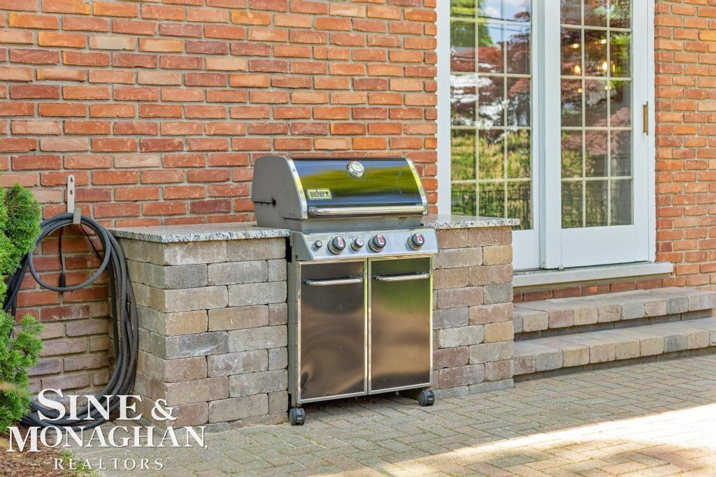 754 N Brys Drive, Grosse Pointe Woods, MI 48236 — Photo 61