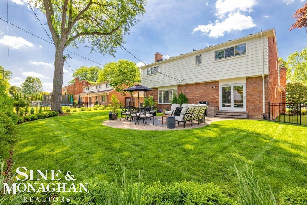 754 N Brys Drive, Grosse Pointe Woods, MI 48236 — Photo 64