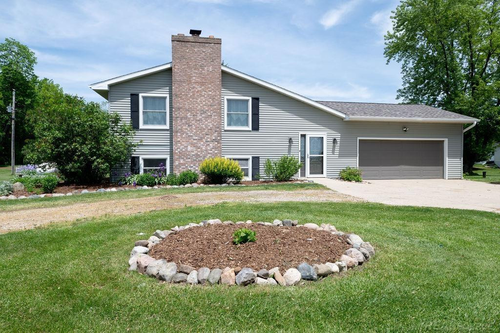 5021 Emery Road, Portland, MI 48875