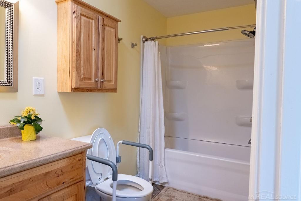 5021 Emery Road, Portland, MI 48875 — Photo 10