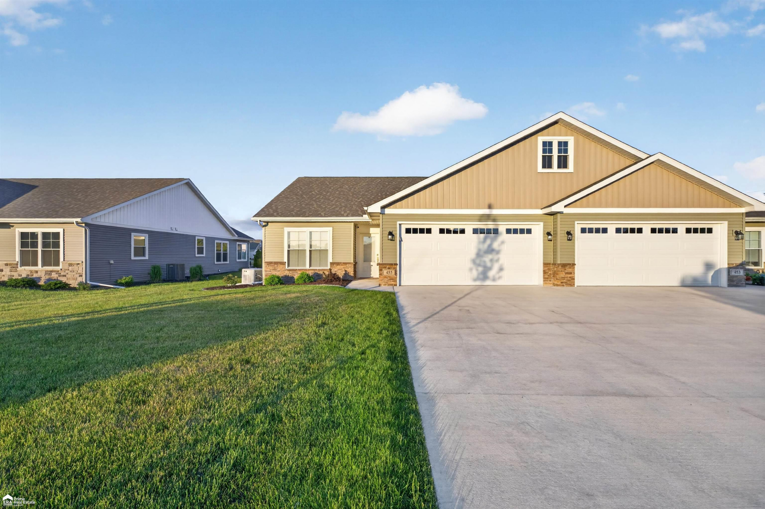 455 Blossom Drive, Frankenmuth, MI 48734 — Photo 2