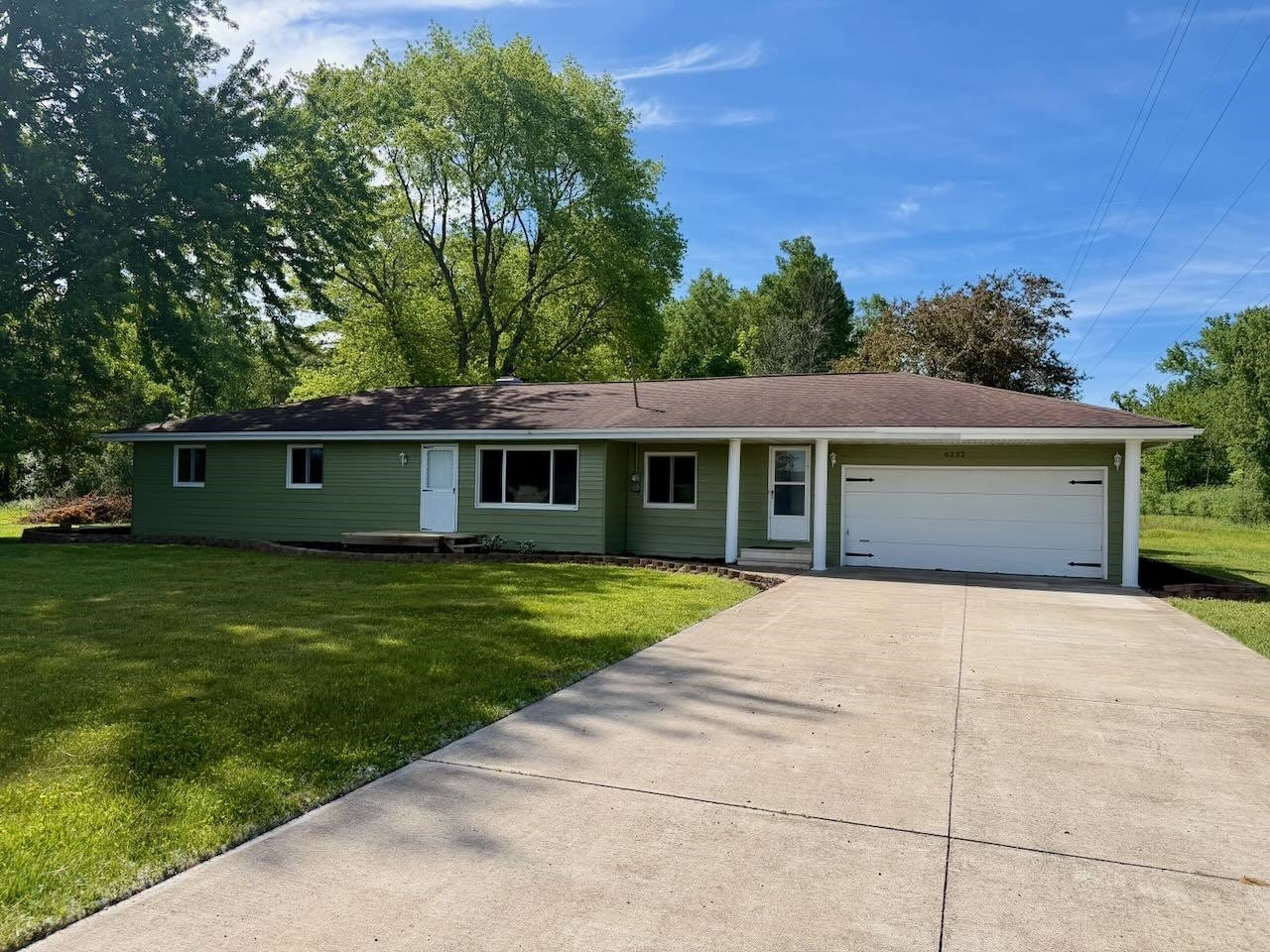 6232 Baker Road, Bridgeport, MI 48722