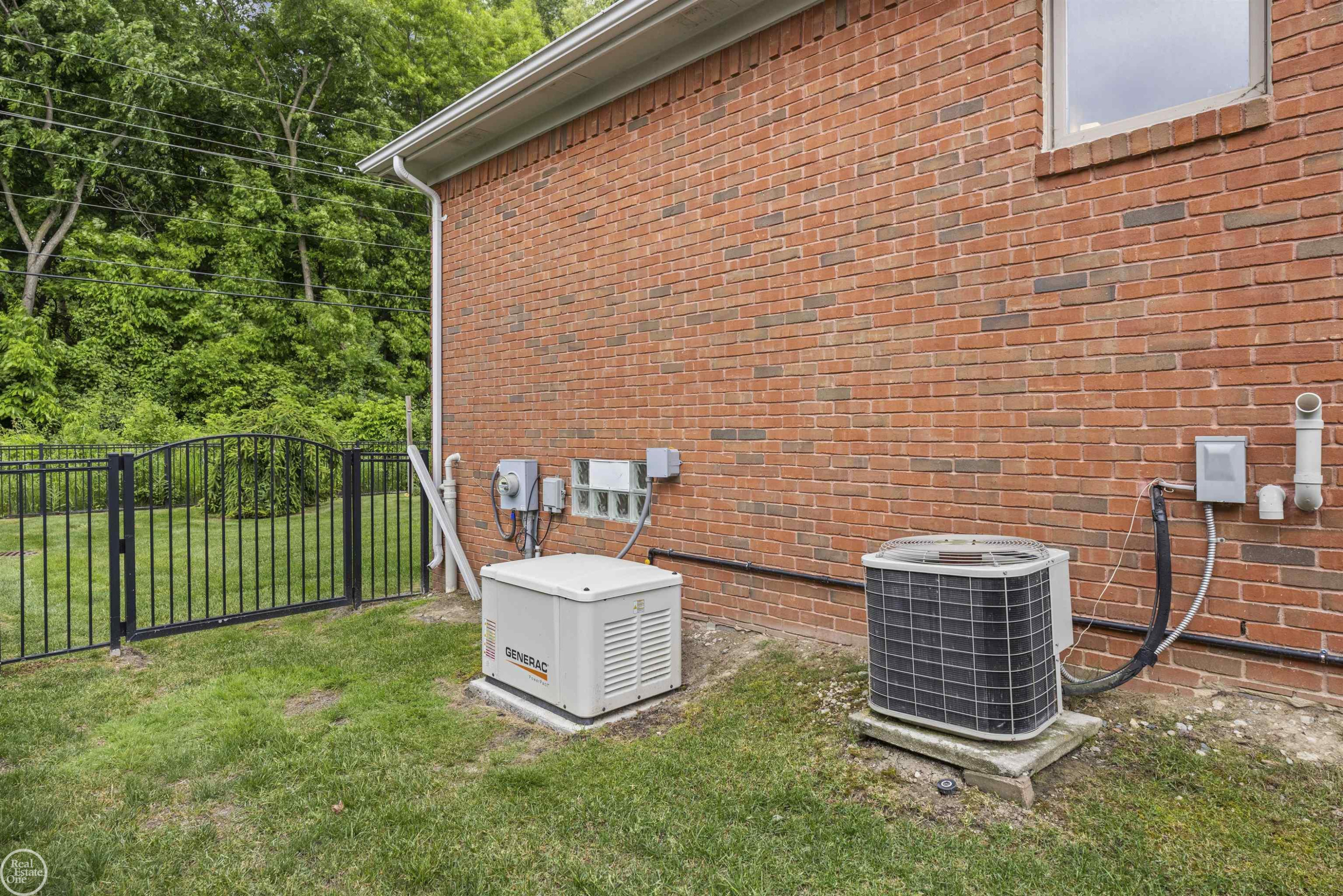 49350 MONTE Road, Chesterfield, MI 48047 — Photo 31